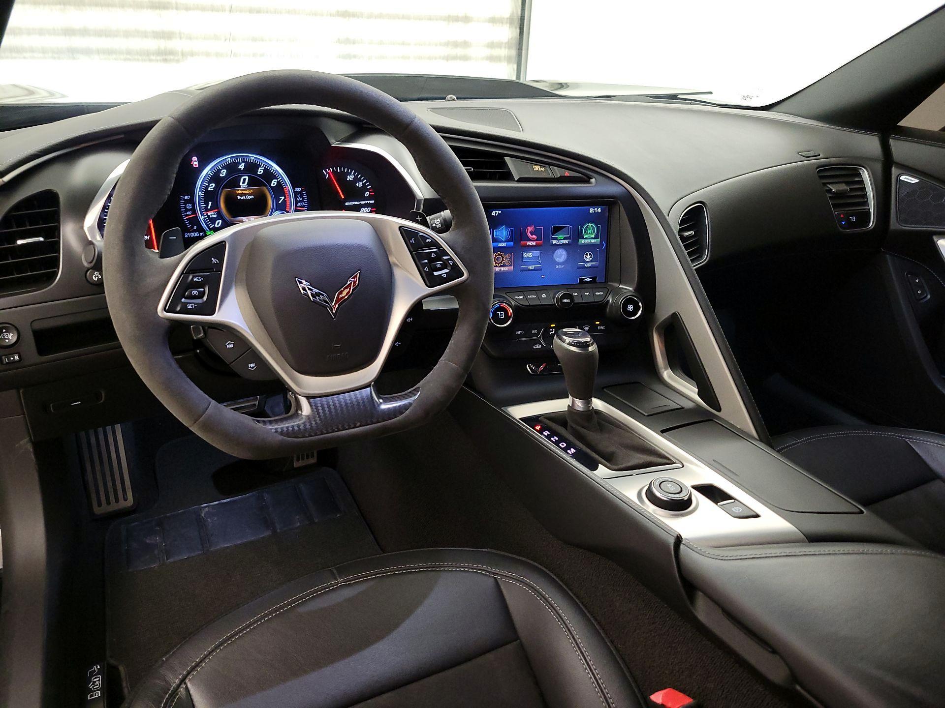 Thumbnail: 2017 Chevrolet Corvette - 9