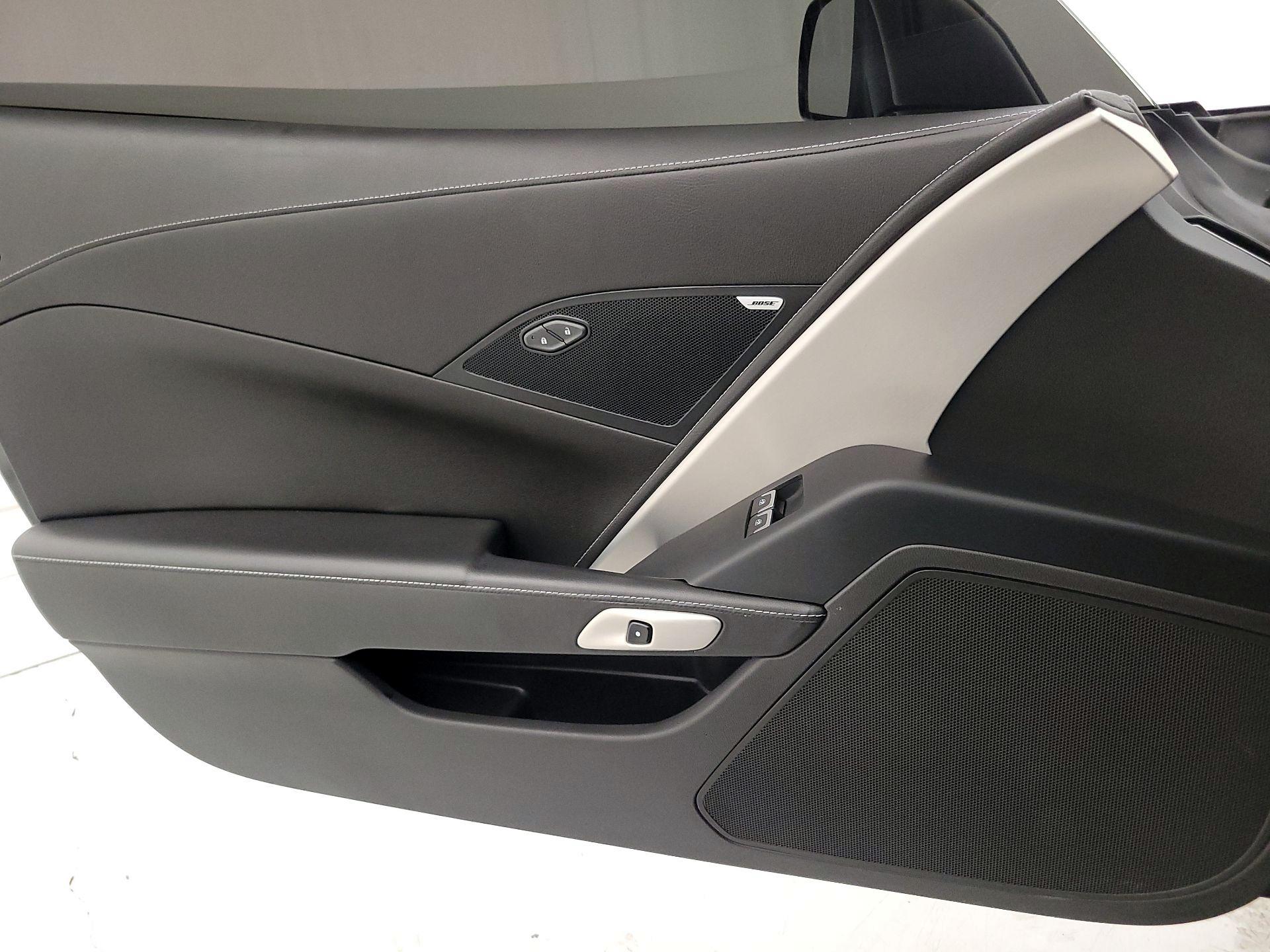 Thumbnail: 2017 Chevrolet Corvette - 12