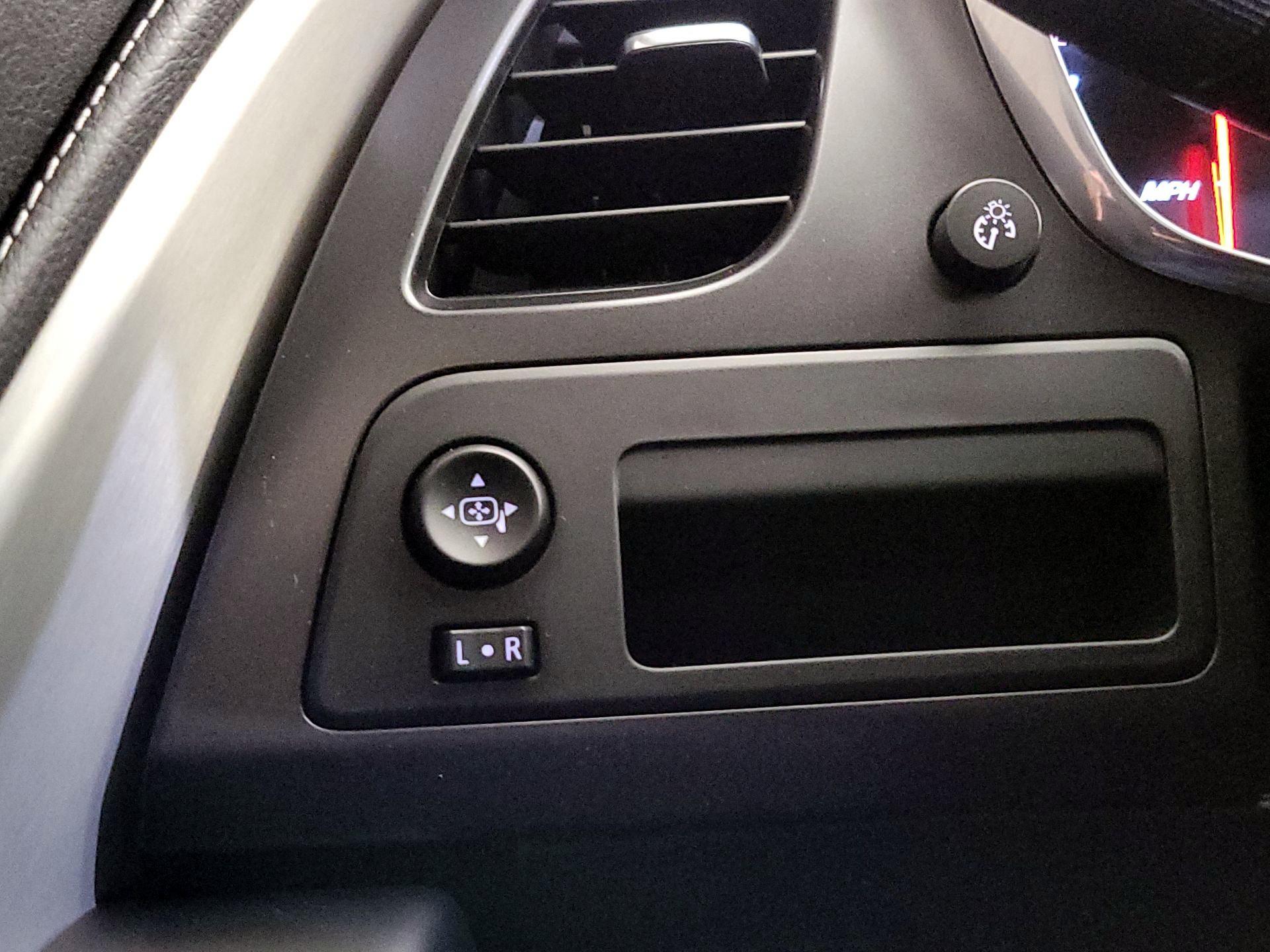 Thumbnail: 2017 Chevrolet Corvette - 13