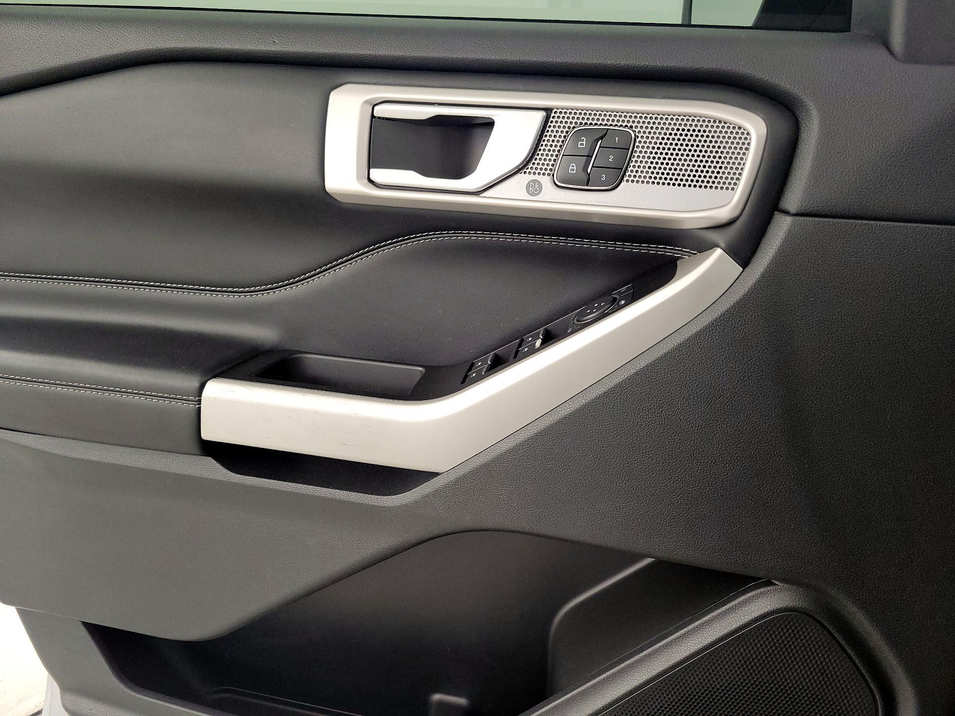 Thumbnail: 2021 Ford Explorer - 12