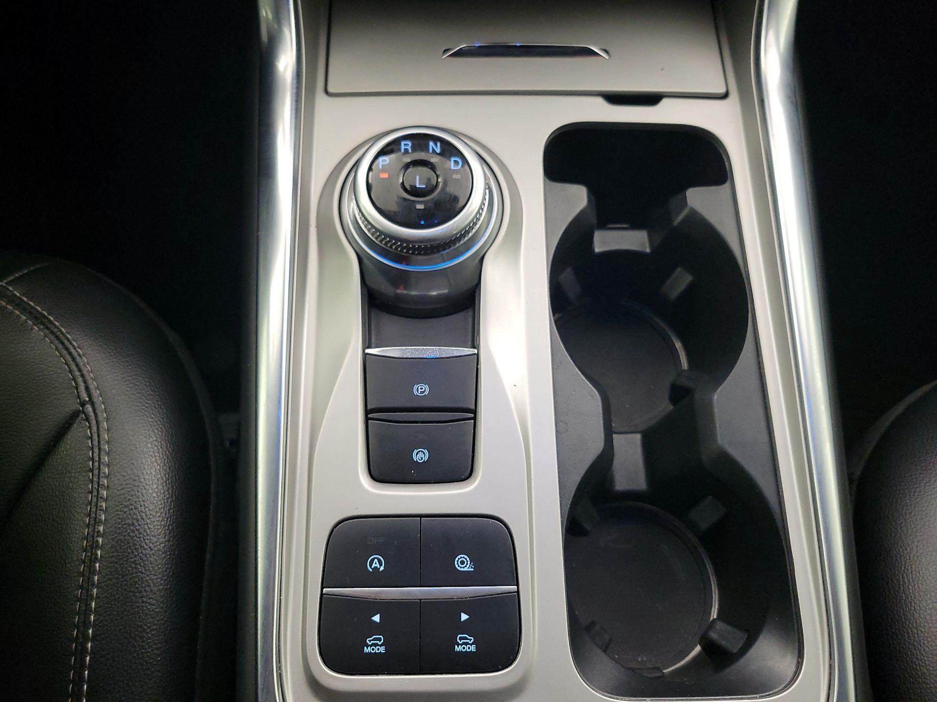 Thumbnail: 2021 Ford Explorer - 18