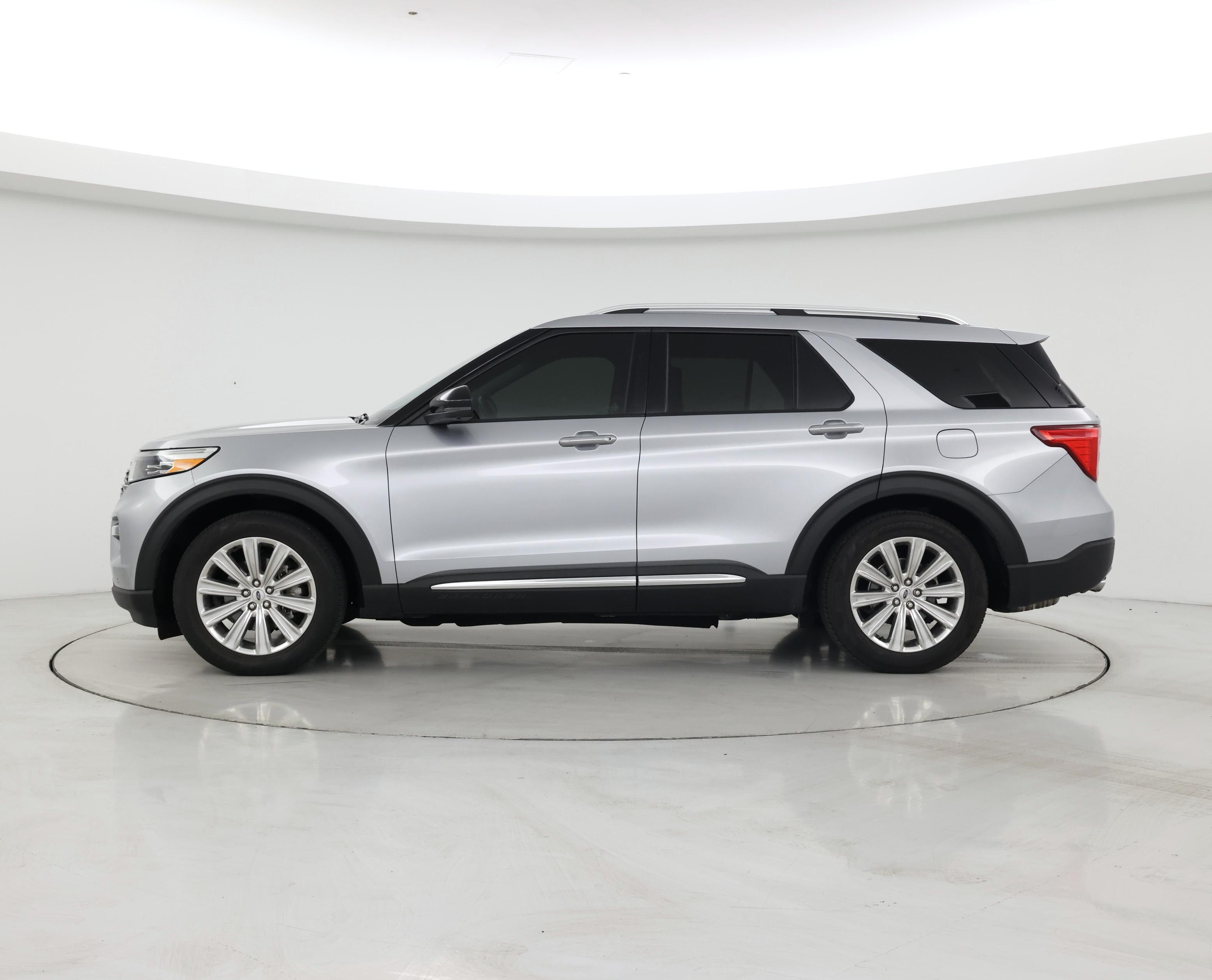 Thumbnail: 2021 Ford Explorer - 3