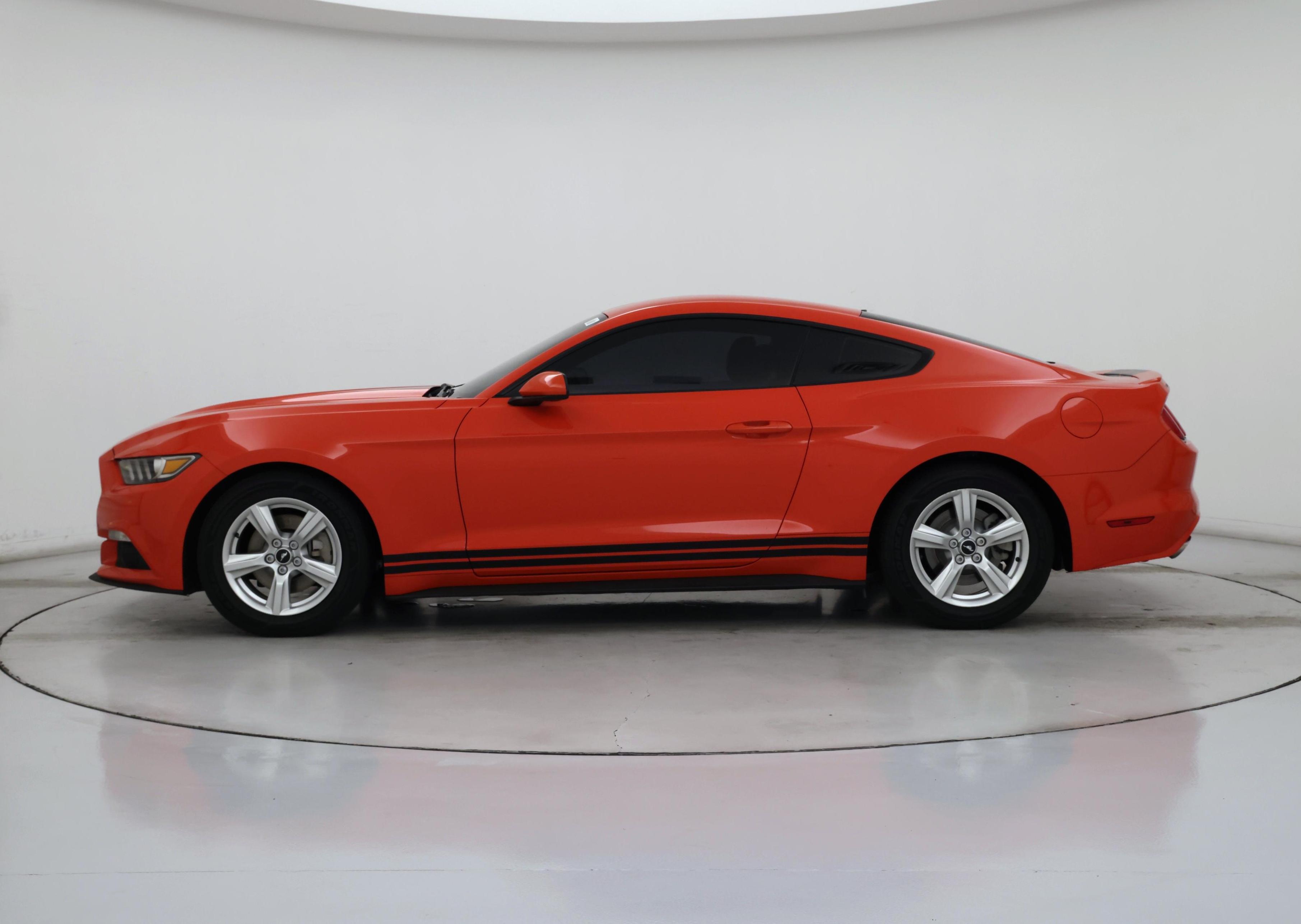Thumbnail: 2015 Ford Mustang - 3