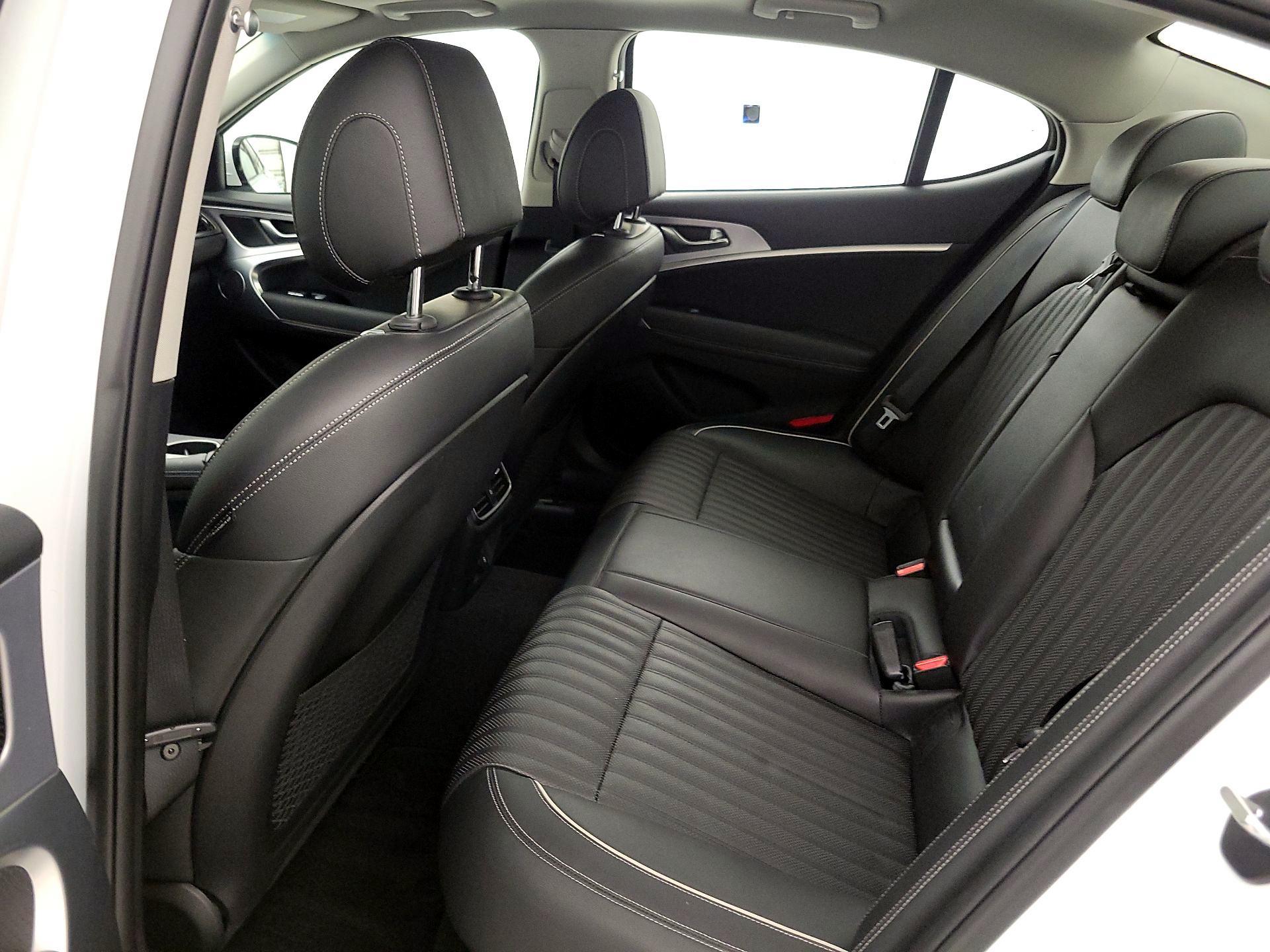 Thumbnail: 2021 Genesis G70 - 20