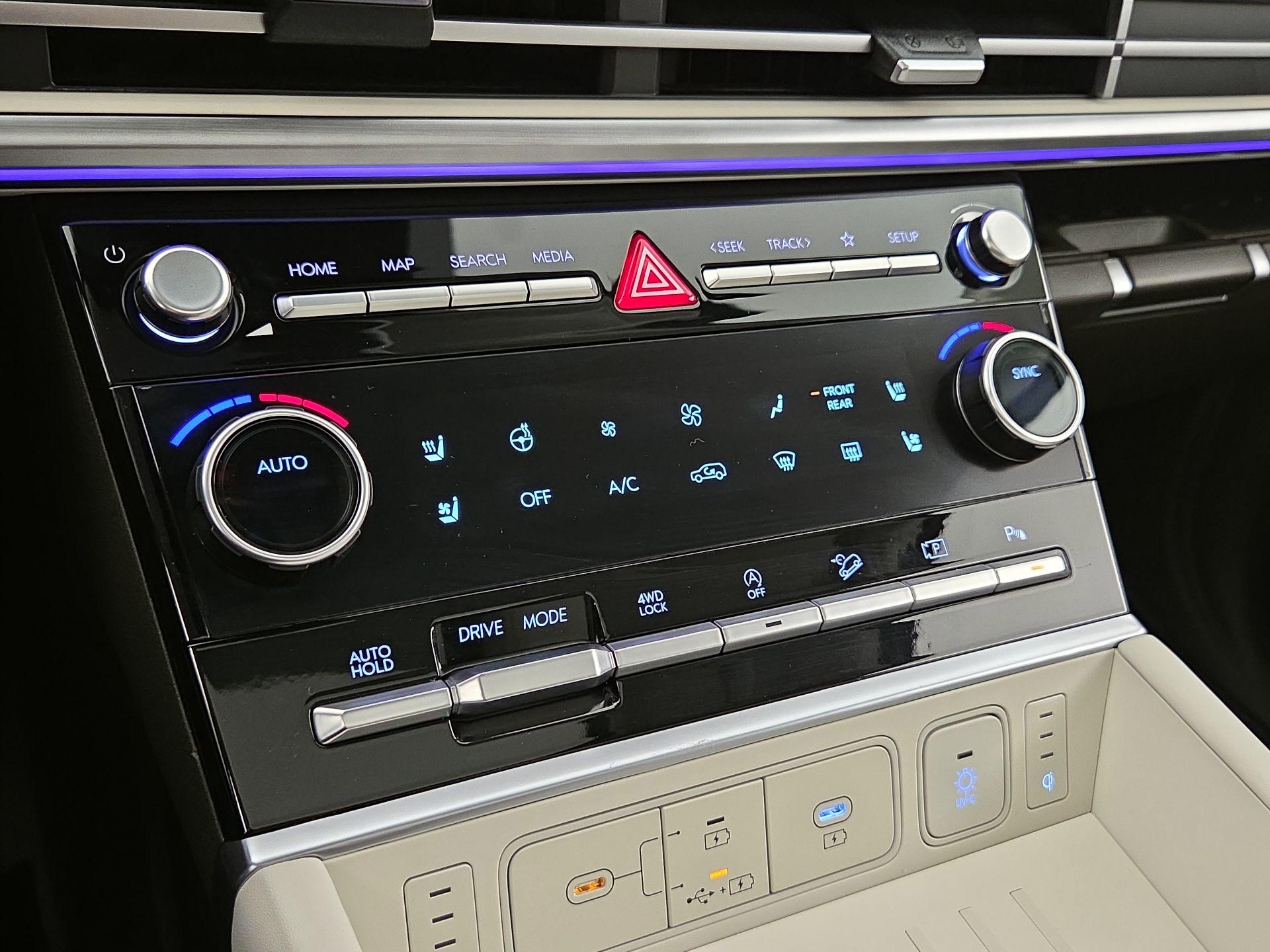 Thumbnail: 2025 Hyundai Santa Fe - 16