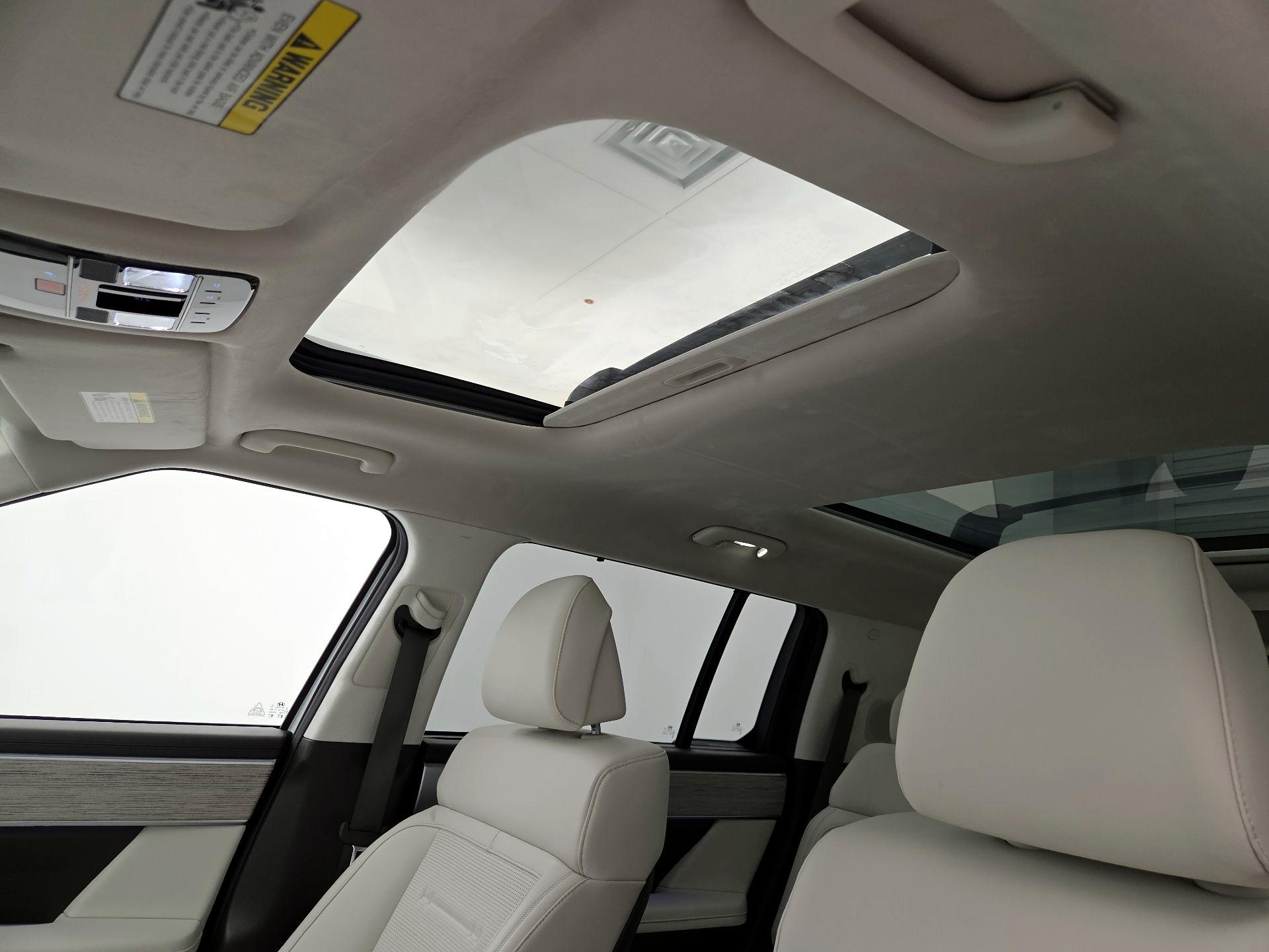 Thumbnail: 2025 Hyundai Santa Fe - 18