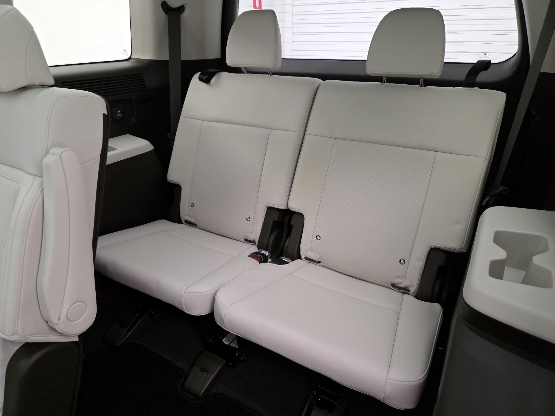 Thumbnail: 2025 Hyundai Santa Fe - 20