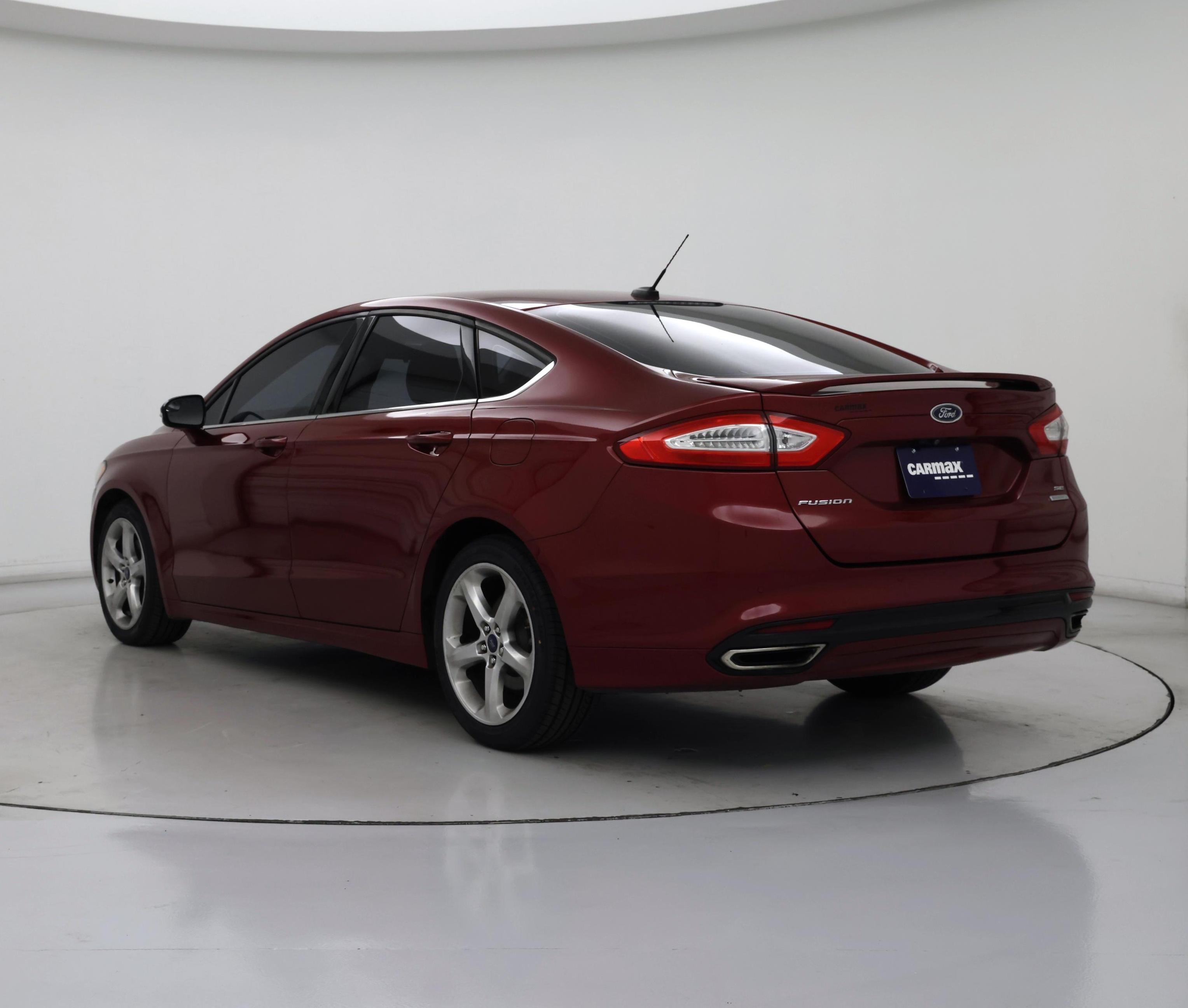 Thumbnail: 2016 Ford Fusion - 2