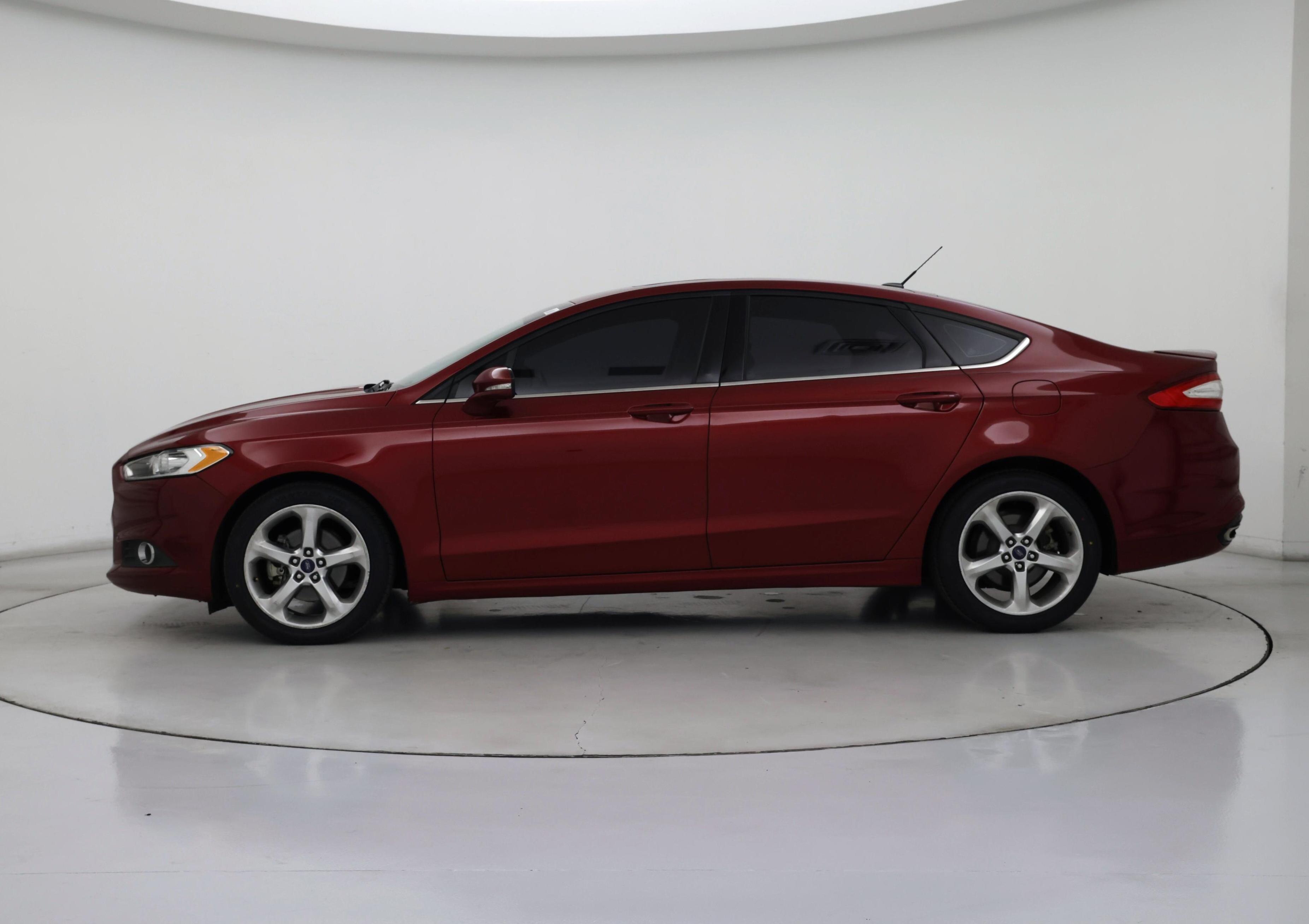 Thumbnail: 2016 Ford Fusion - 3