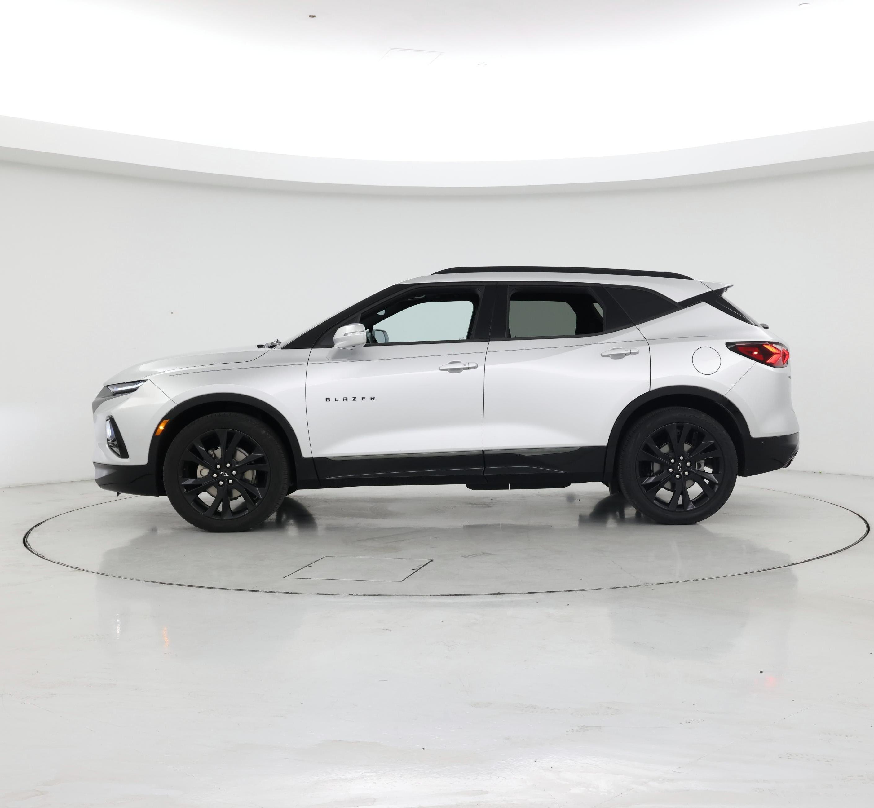 Thumbnail: 2019 Chevrolet Blazer - 3