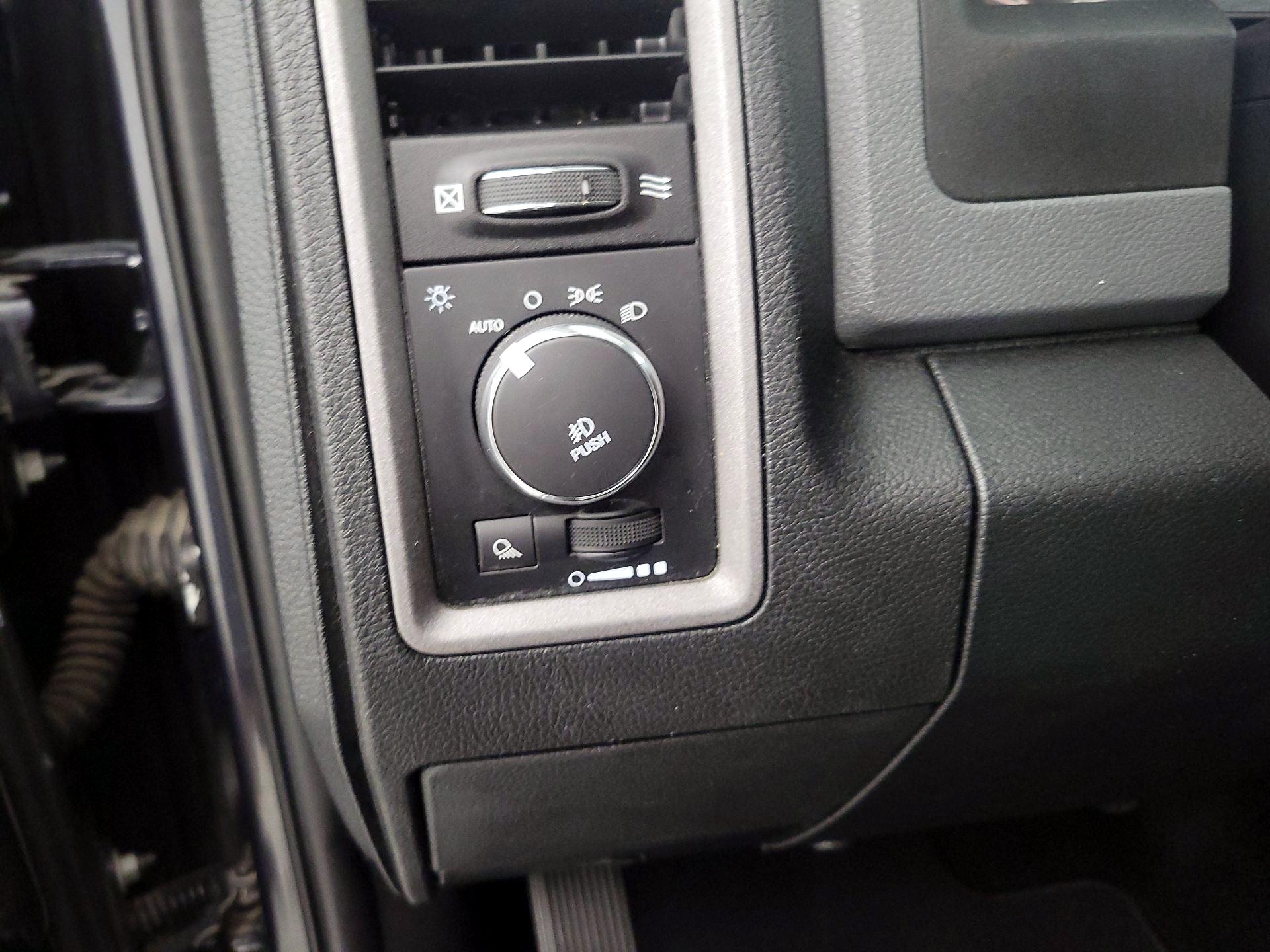 Thumbnail: 2016 RAM 1500 - 13