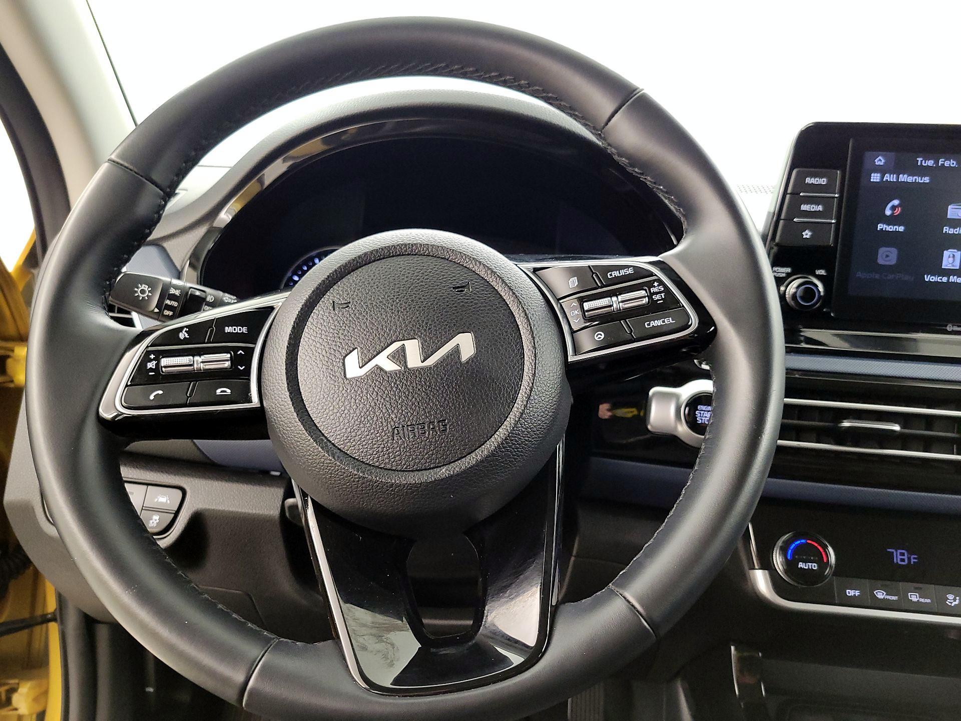 Thumbnail: 2023 Kia Seltos - 10