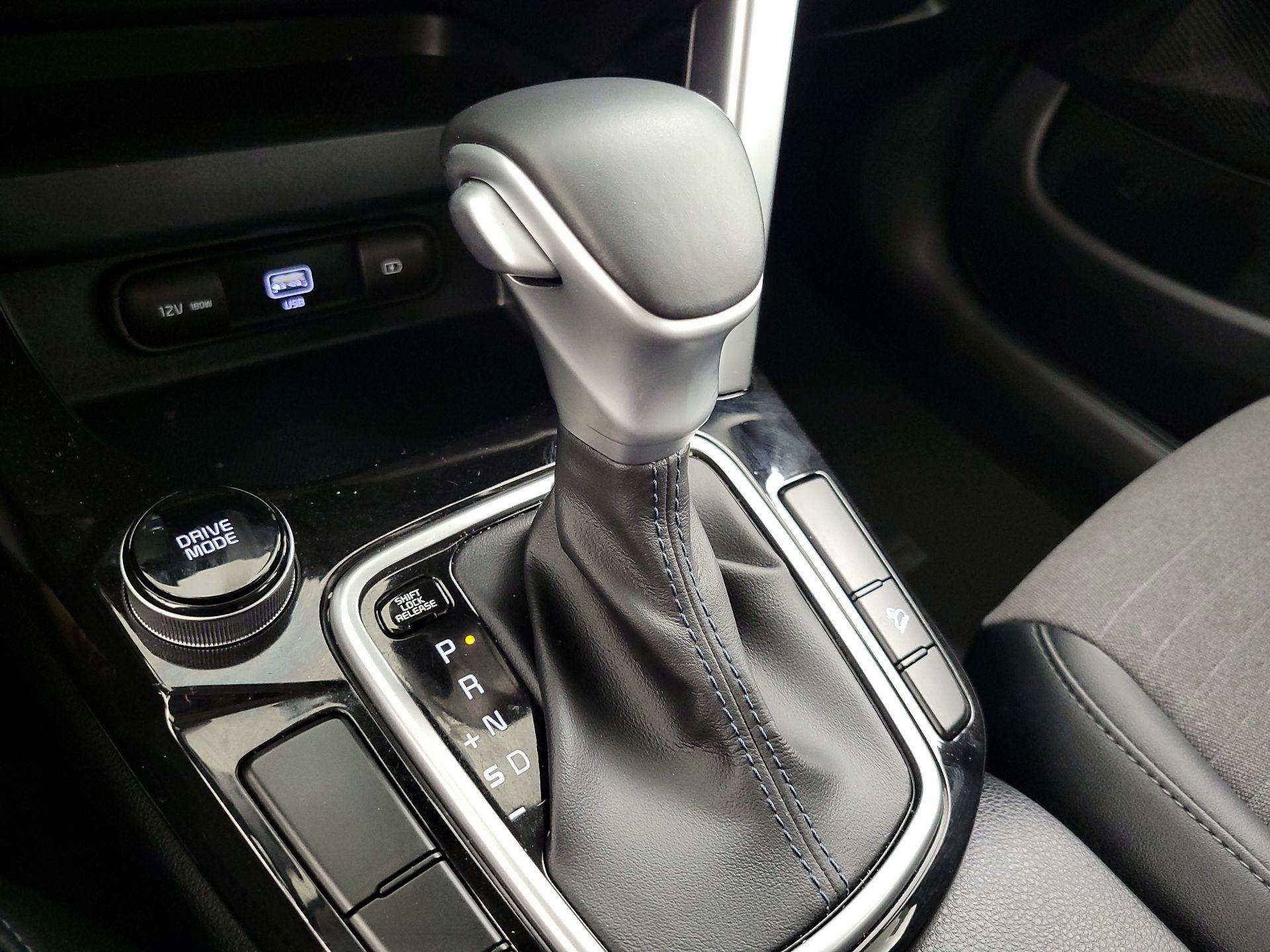 Thumbnail: 2023 Kia Seltos - 17