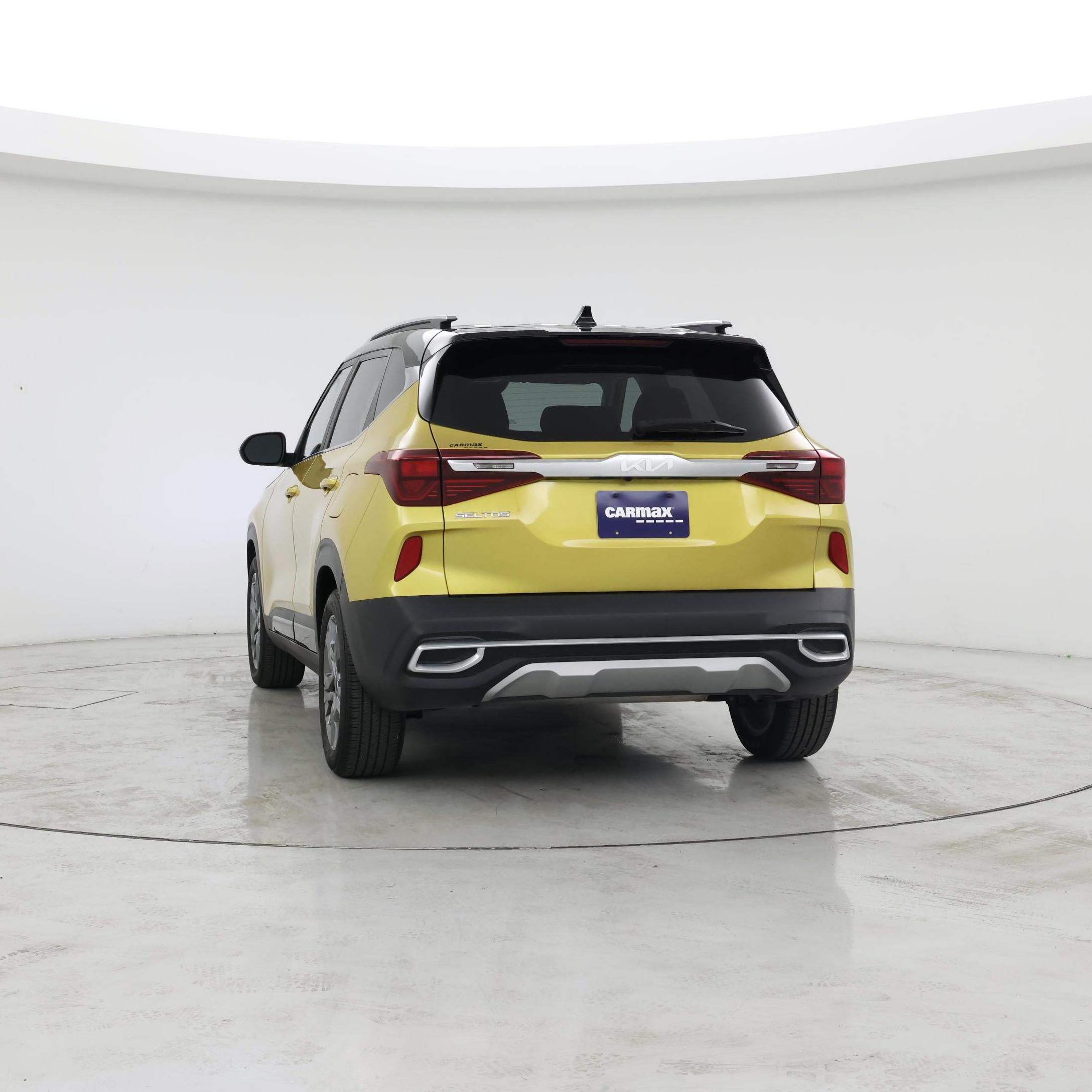 Thumbnail: 2023 Kia Seltos - 6