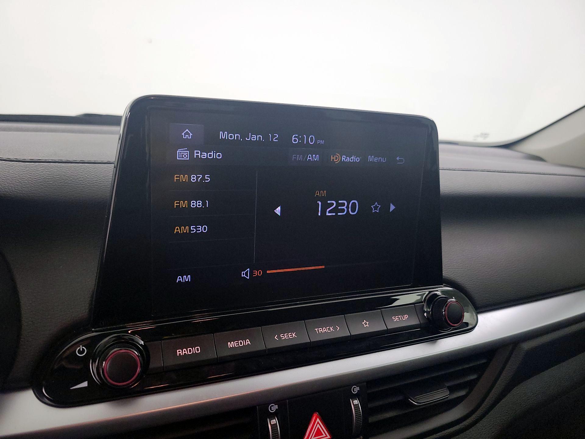 Thumbnail: 2023 Kia Forte - 15