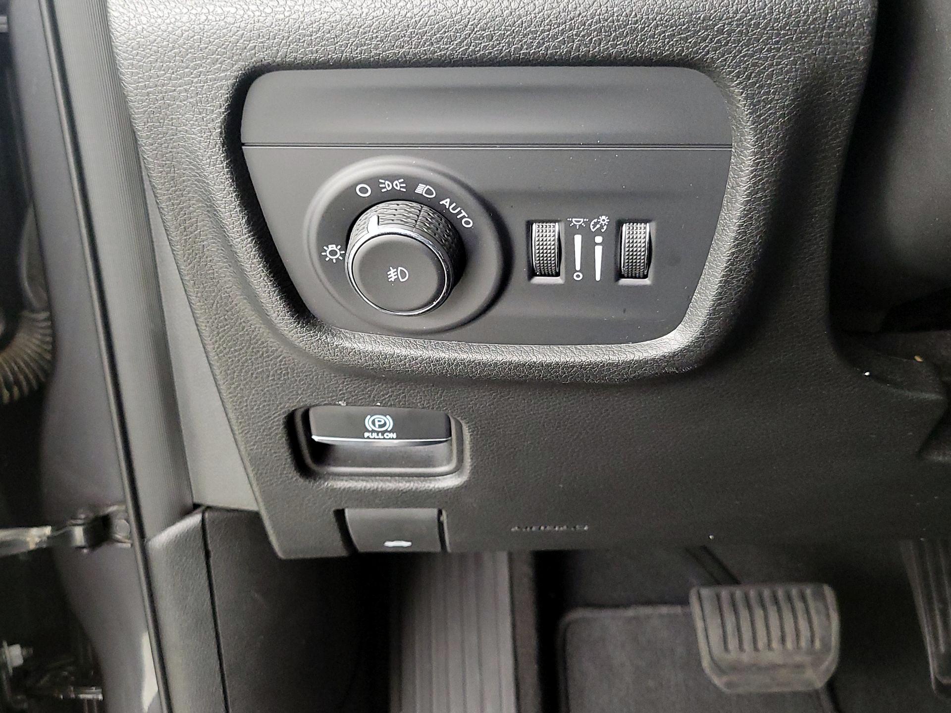 Thumbnail: 2022 Jeep Grand Cherokee L - 13