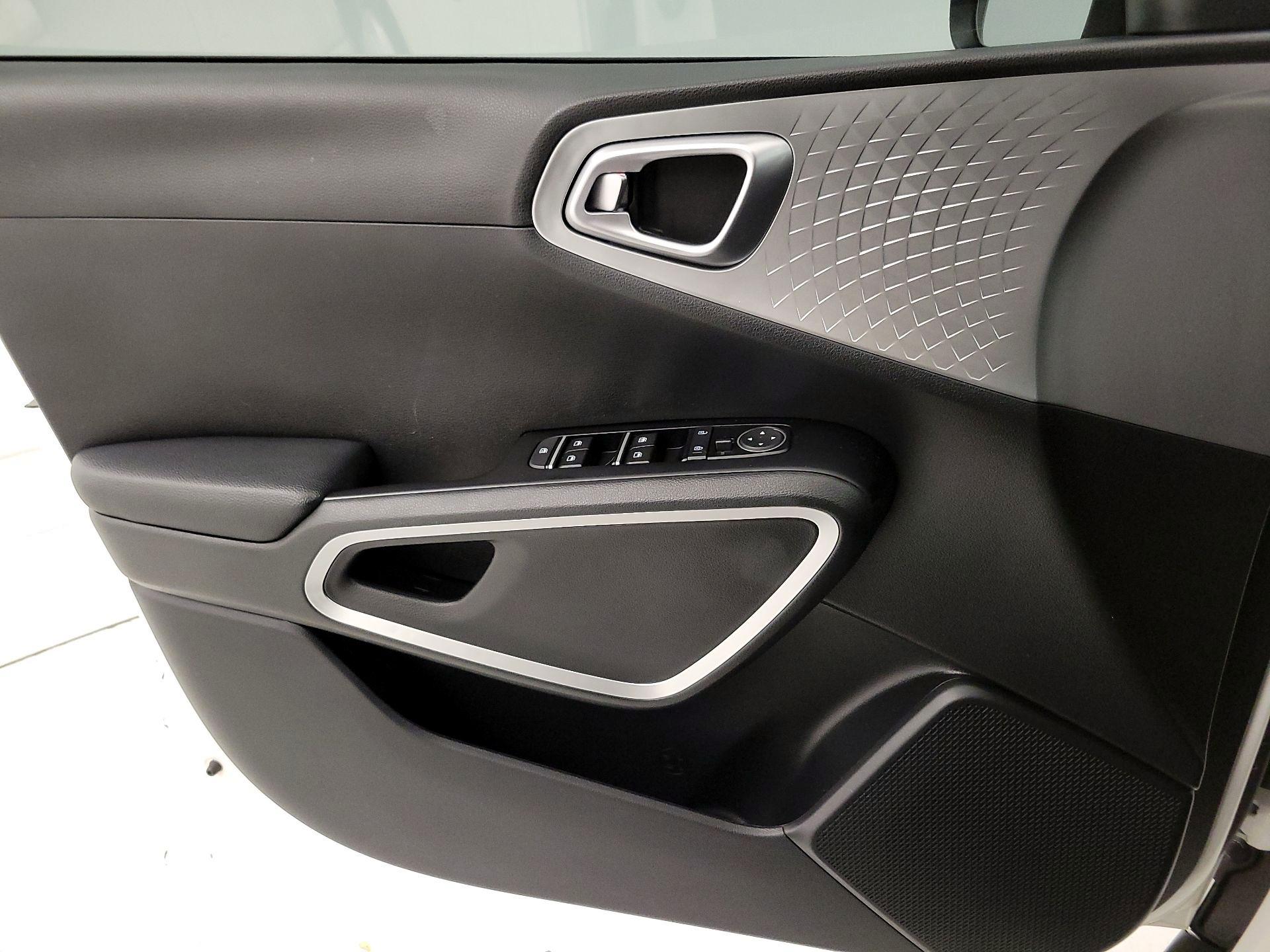 Thumbnail: 2024 Kia Soul - 12