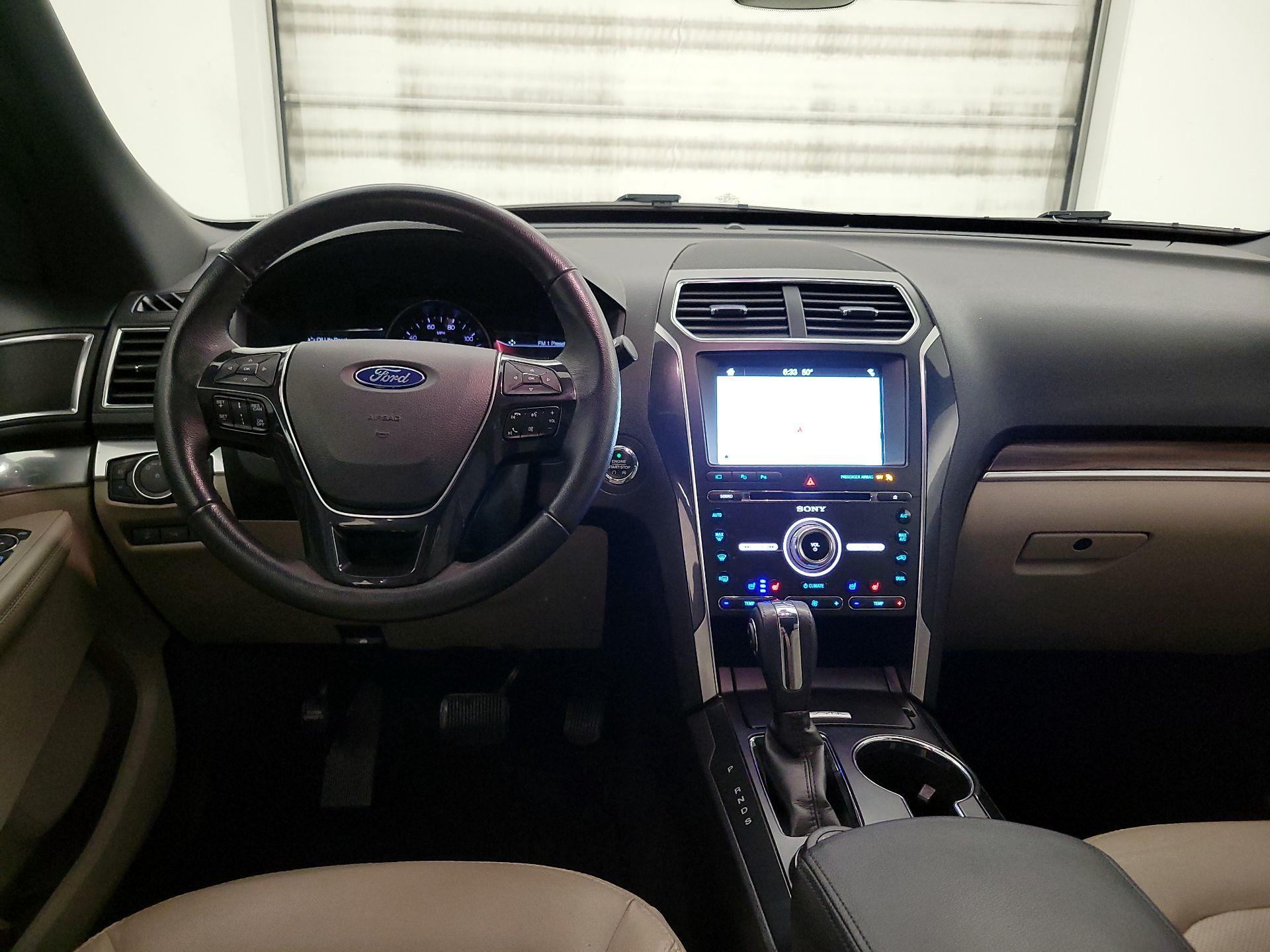 Thumbnail: 2018 Ford Explorer - 9