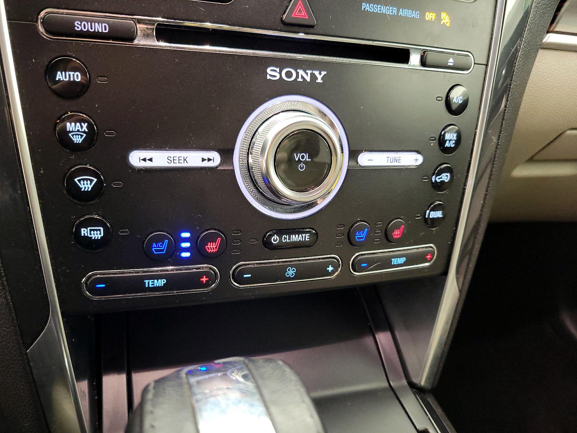 Thumbnail: 2018 Ford Explorer - 17