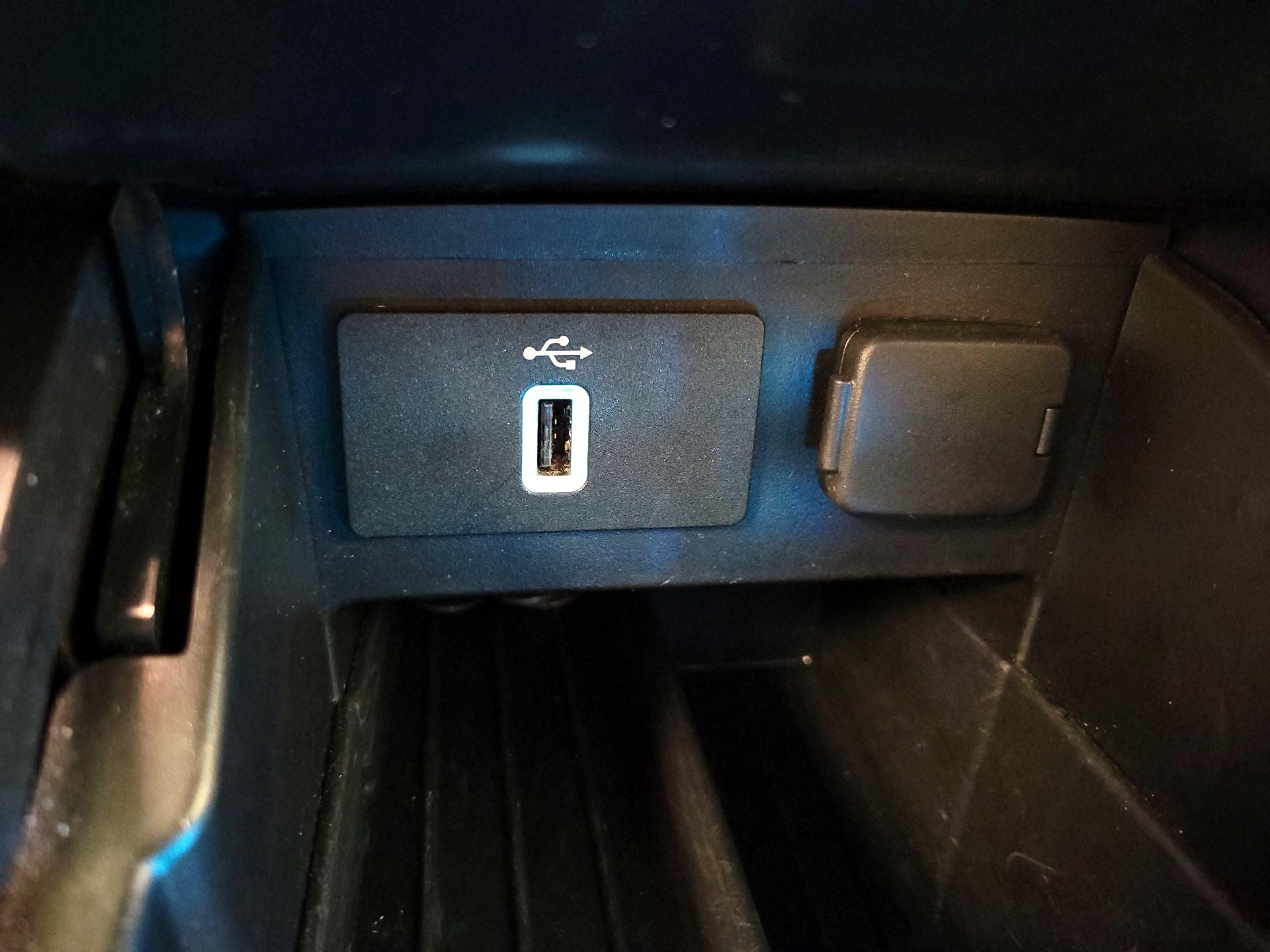 Thumbnail: 2018 Ford Explorer - 19