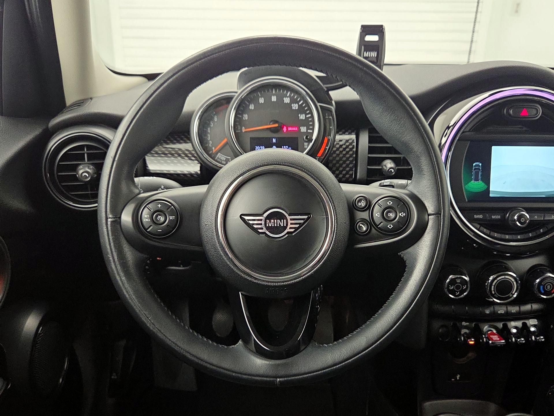 Thumbnail: 2019 MINI Cooper Hardtop - 10