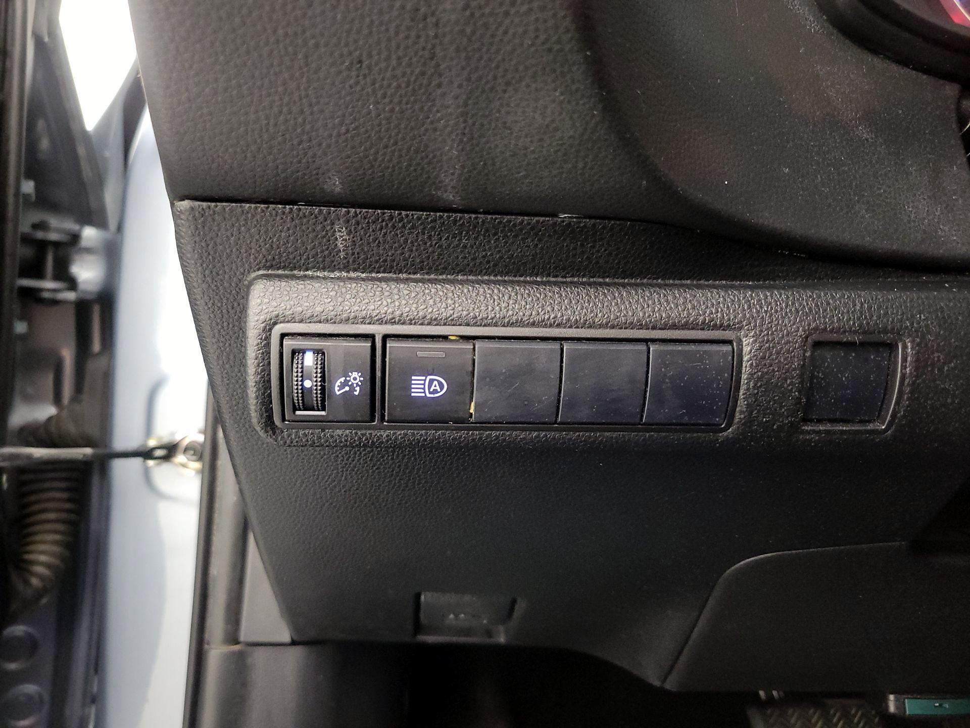 Thumbnail: 2020 Toyota Corolla - 13