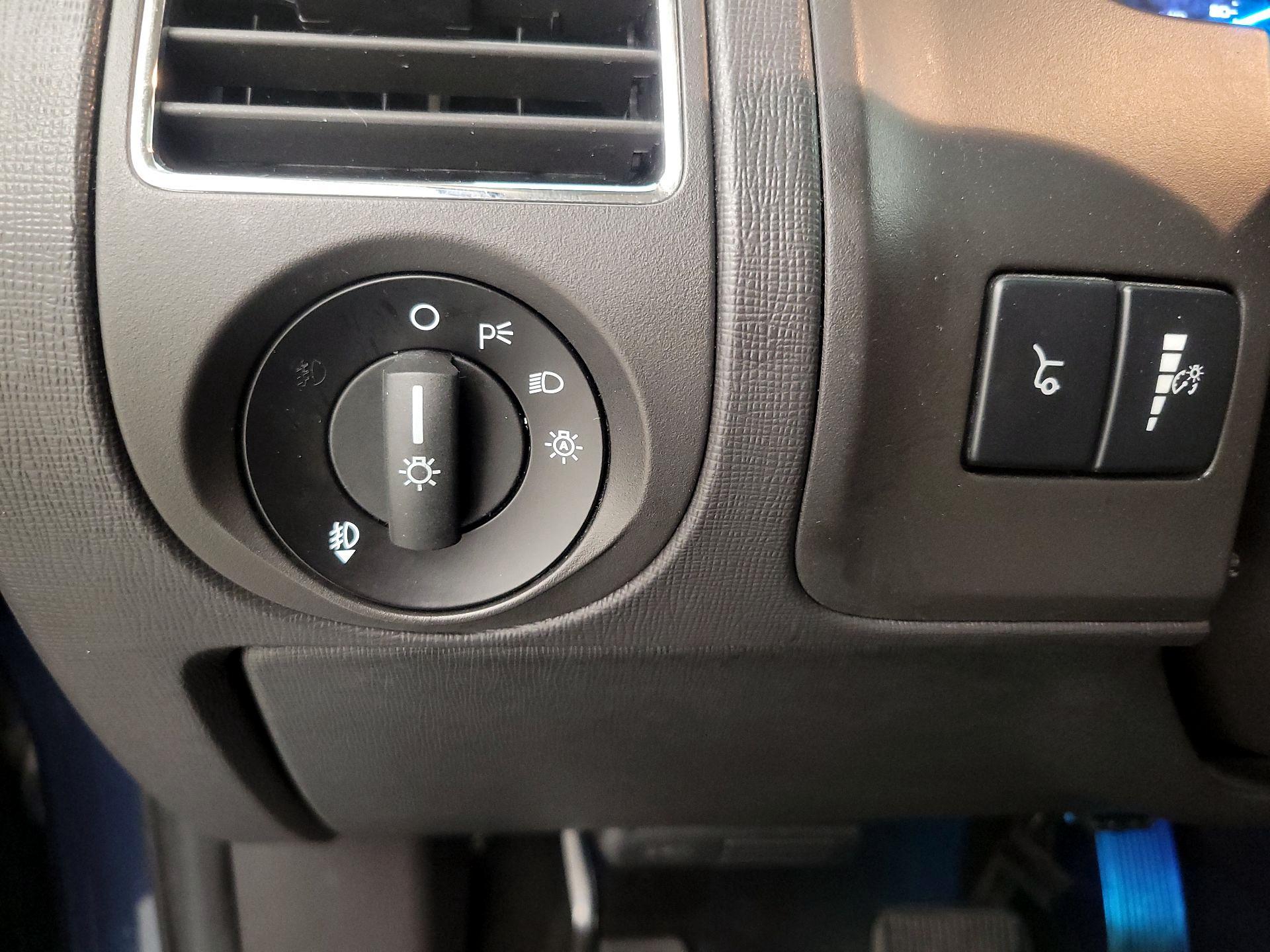 Thumbnail: 2018 Ford Flex - 13