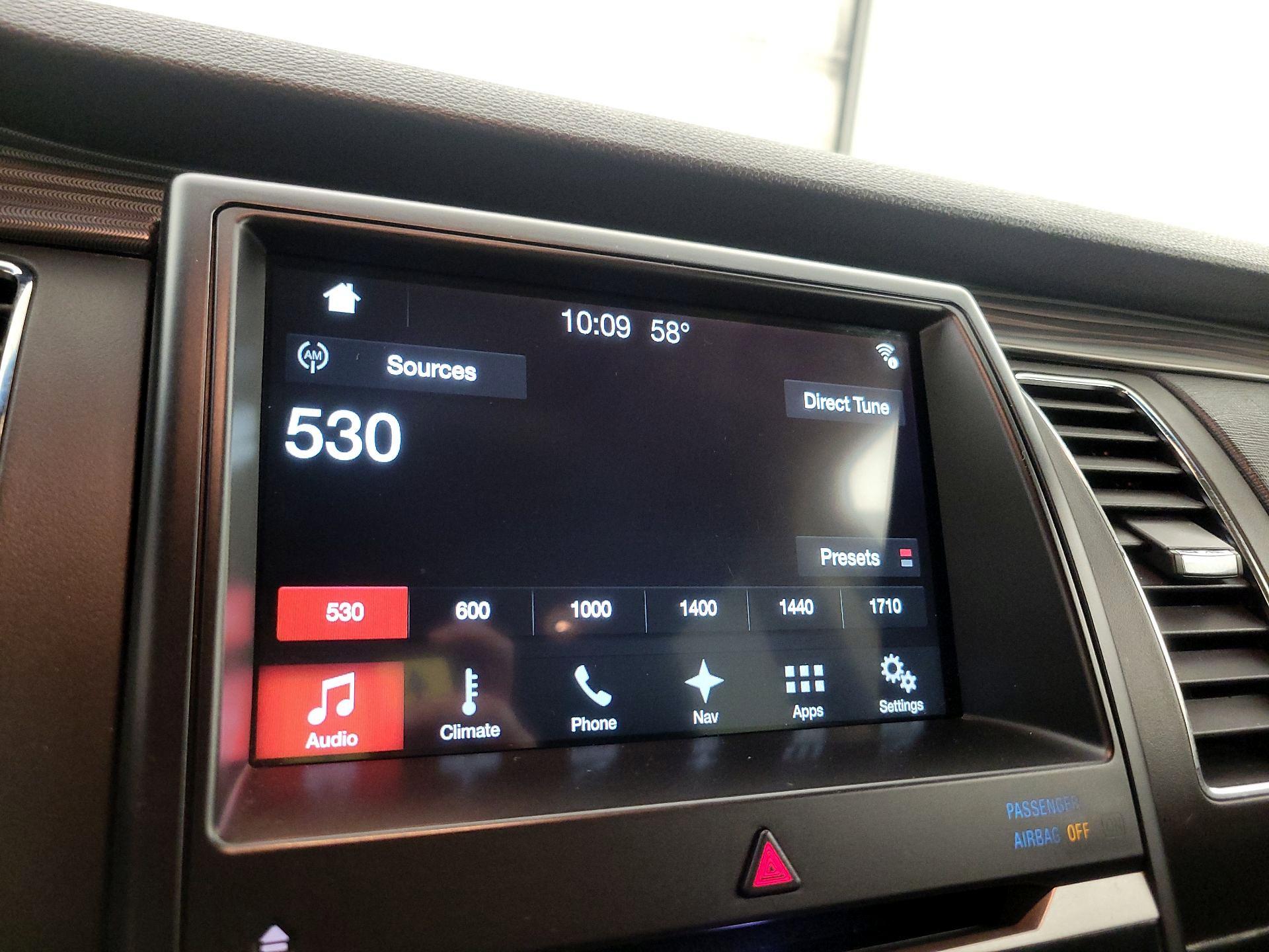 Thumbnail: 2018 Ford Flex - 16