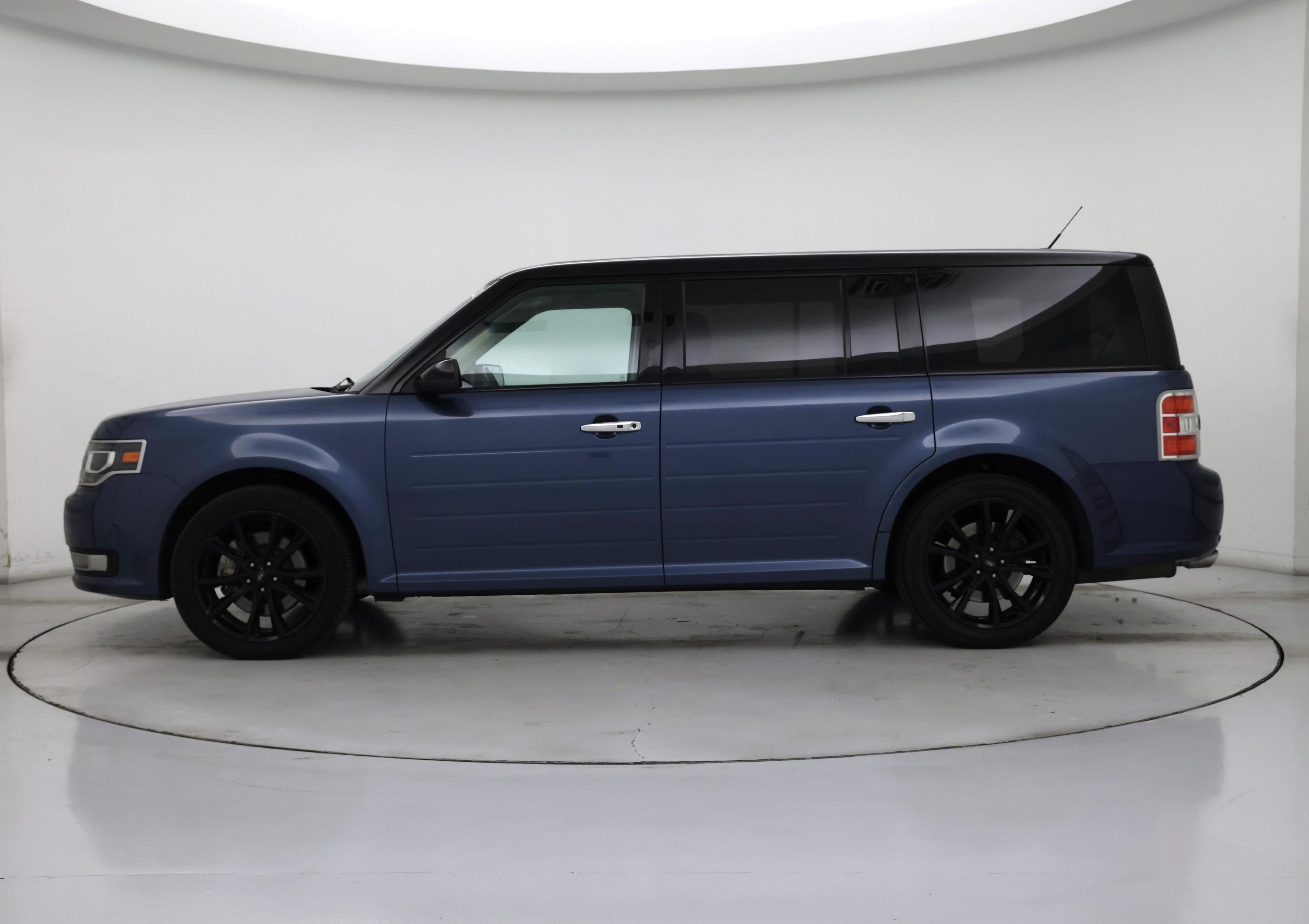Thumbnail: 2018 Ford Flex - 3