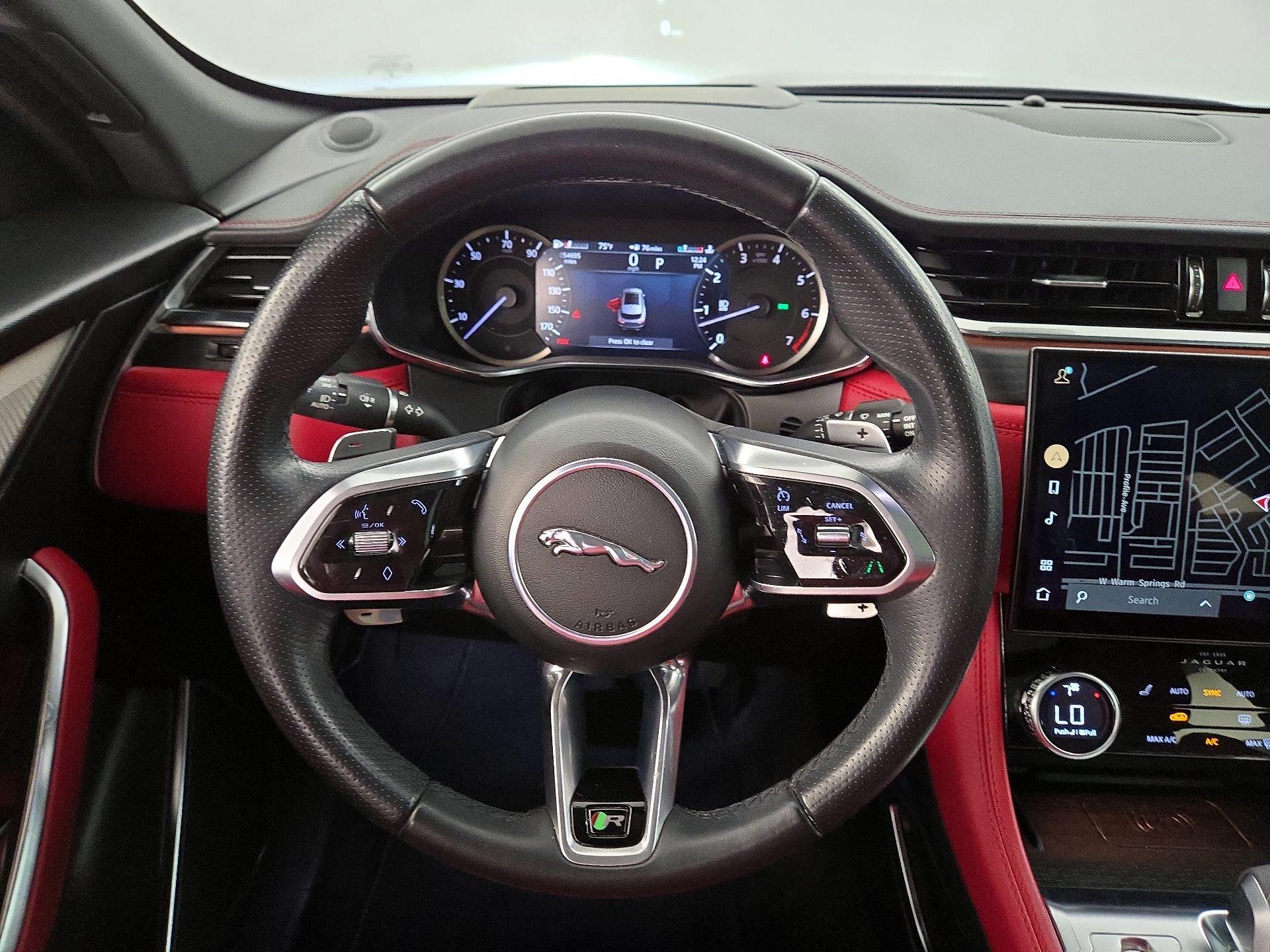 Thumbnail: 2023 Jaguar F-Pace - 10