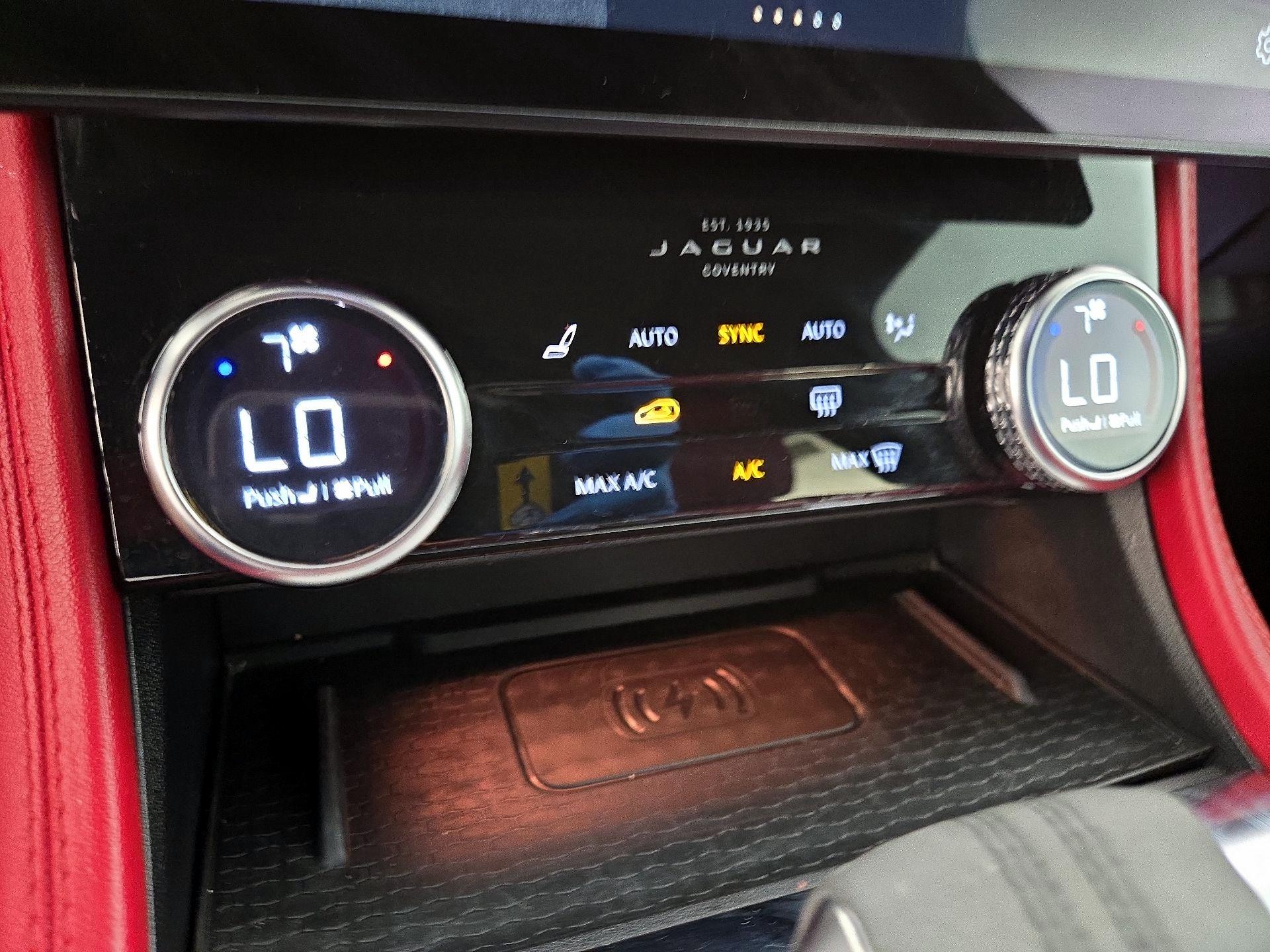 Thumbnail: 2023 Jaguar F-Pace - 17