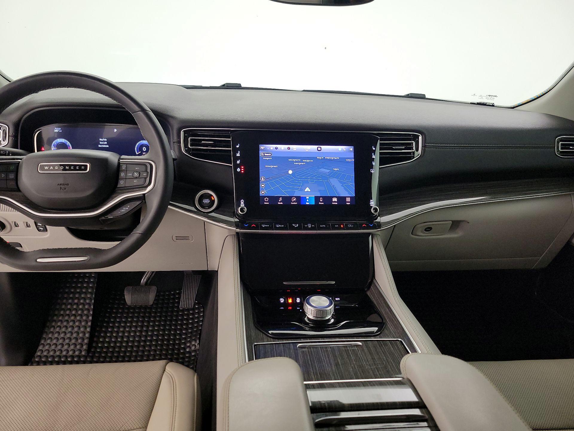 Thumbnail: 2022 Jeep Wagoneer - 9