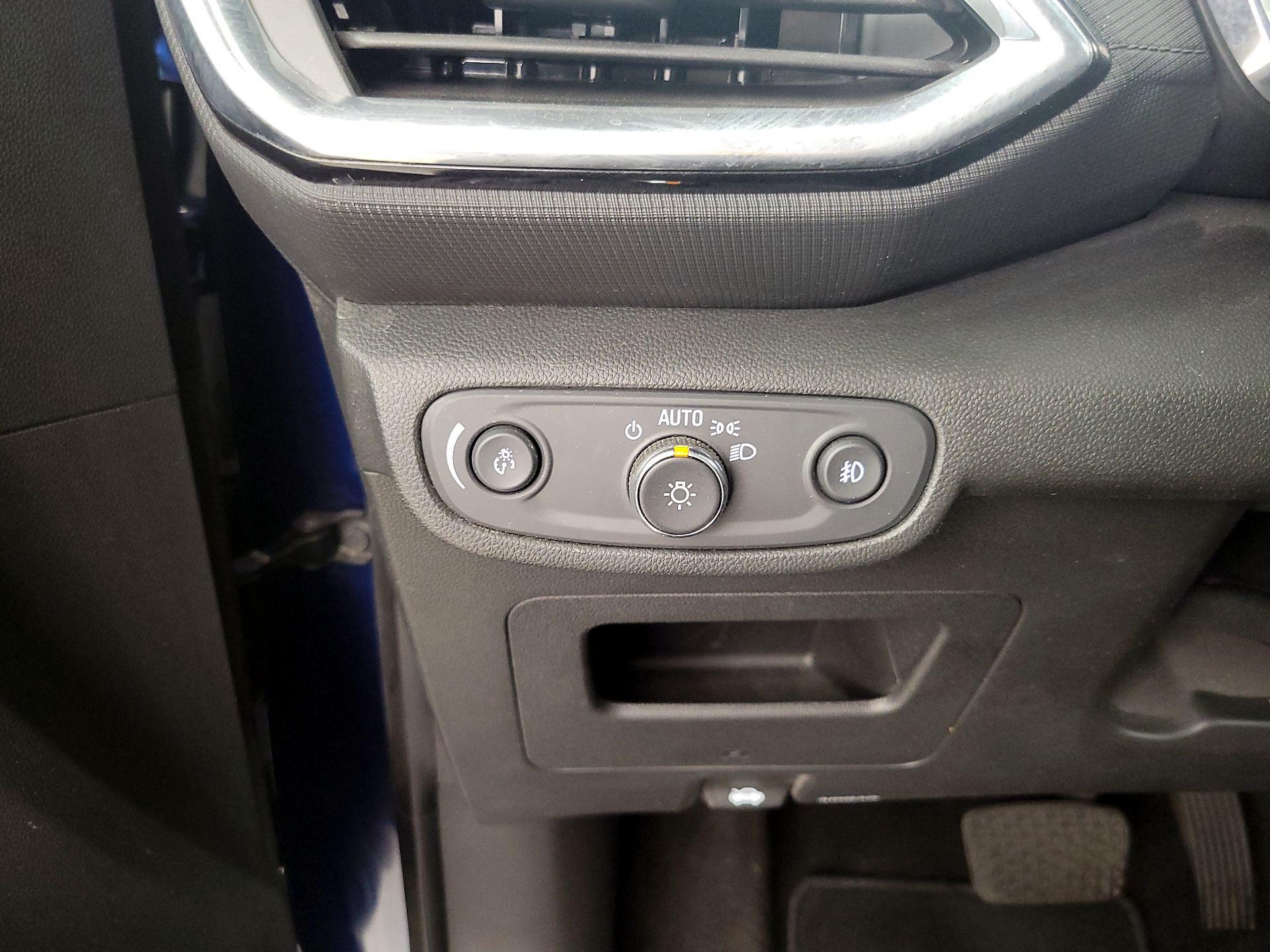 Thumbnail: 2023 Chevrolet TrailBlazer - 13