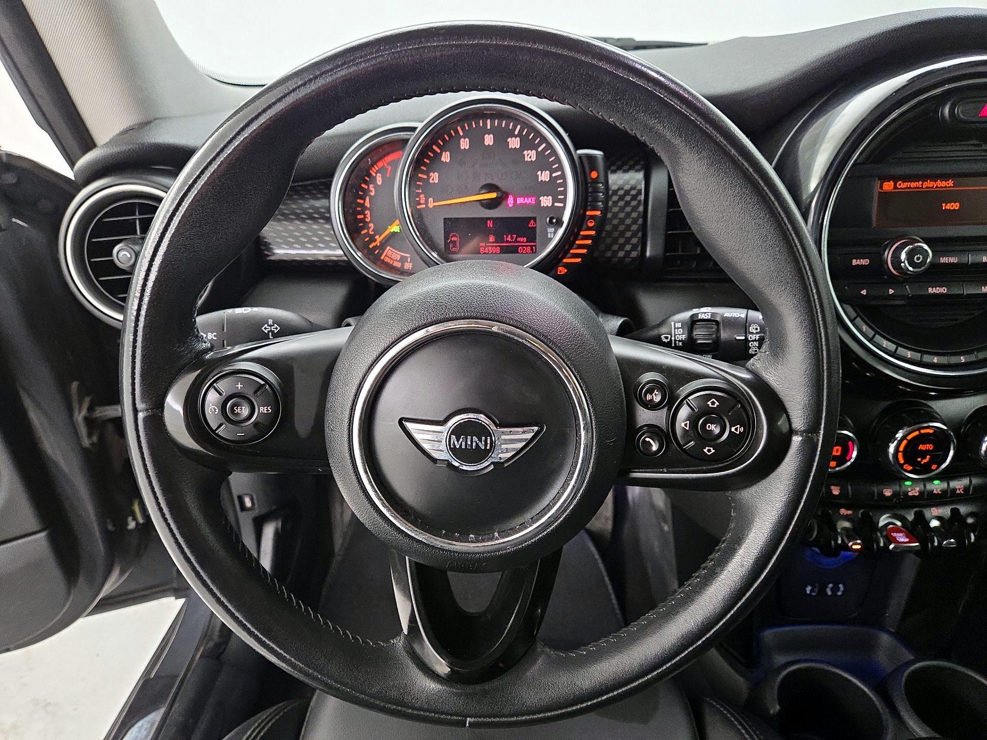 Thumbnail: 2015 MINI Cooper Hardtop - 10