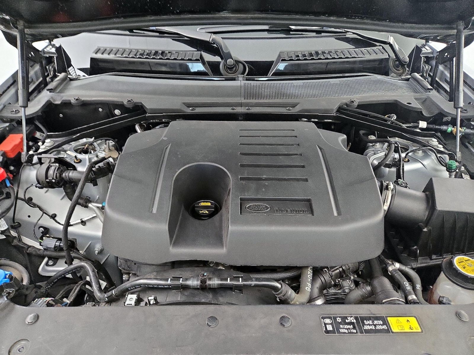 2023 Land Rover Defender X - Photo 26
