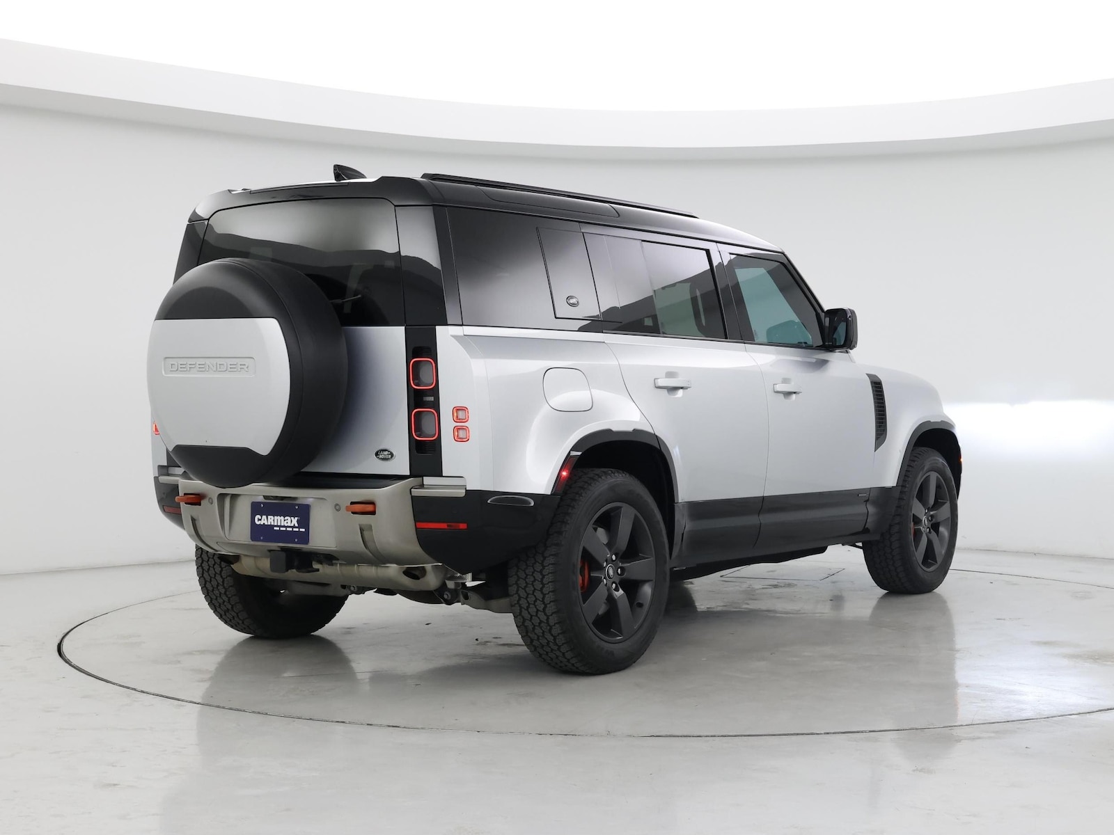 2023 Land Rover Defender X - Photo 9