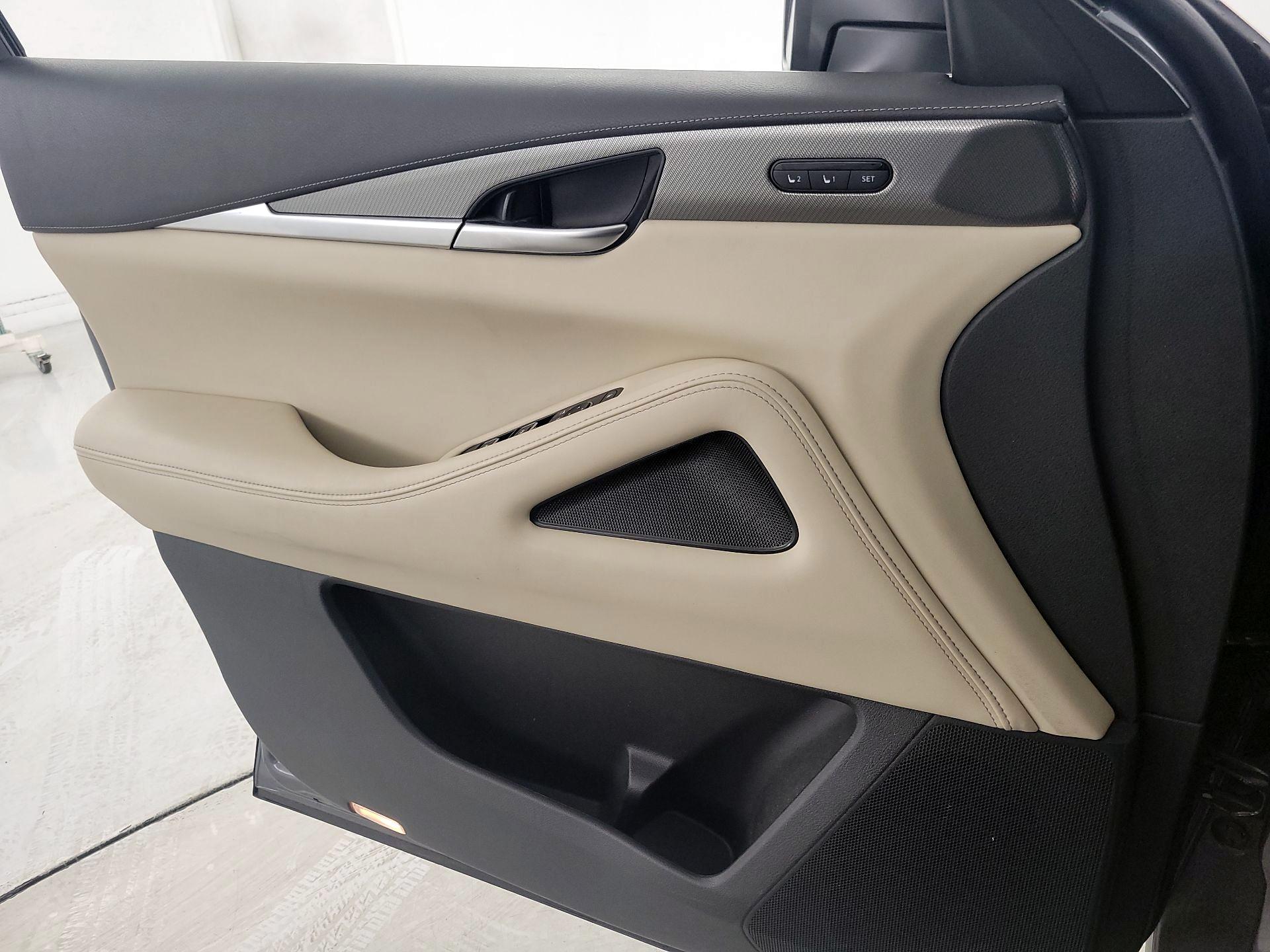 Thumbnail: 2023 INFINITI QX60 - 12