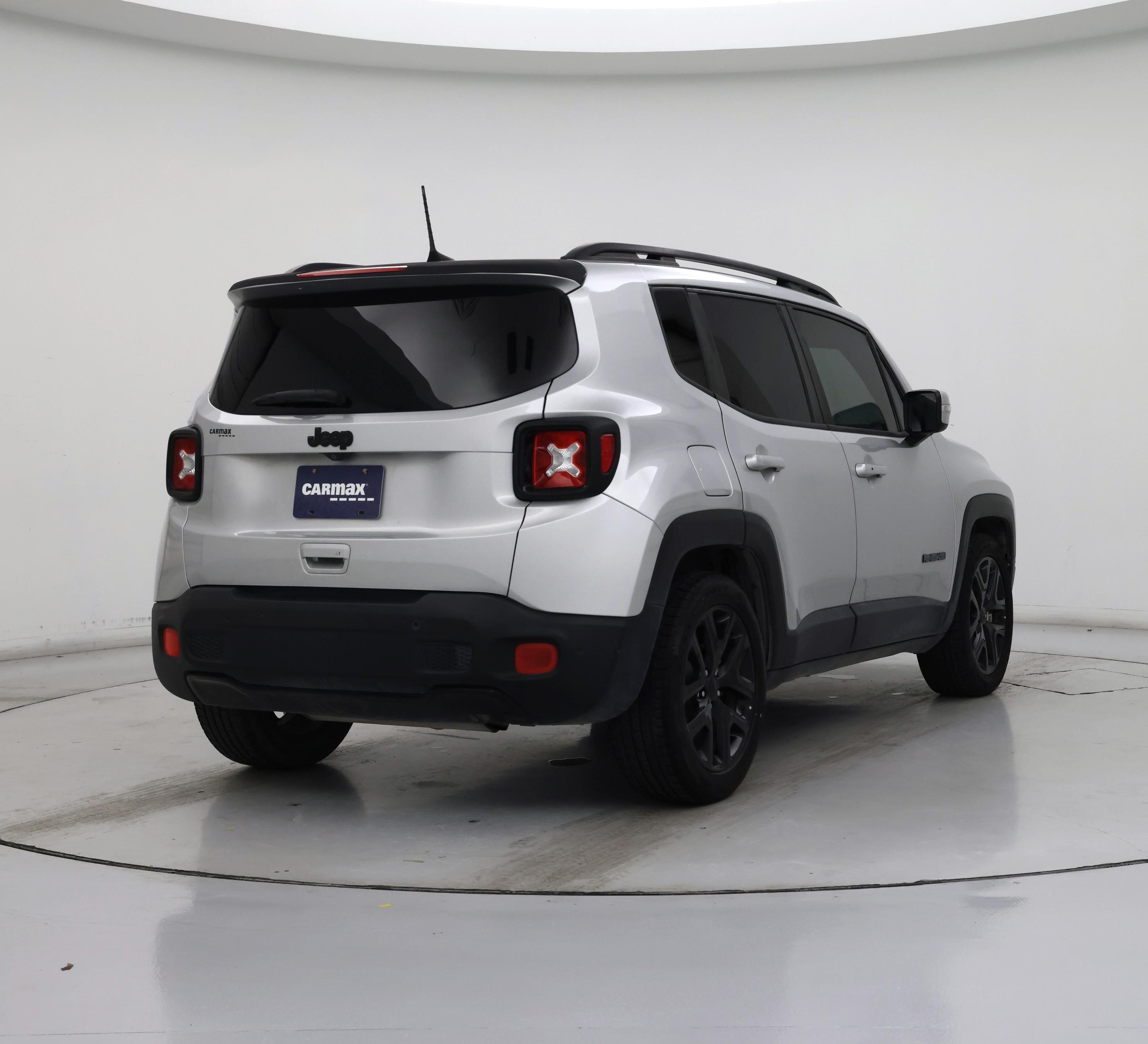 Thumbnail: 2018 Jeep Renegade - 8