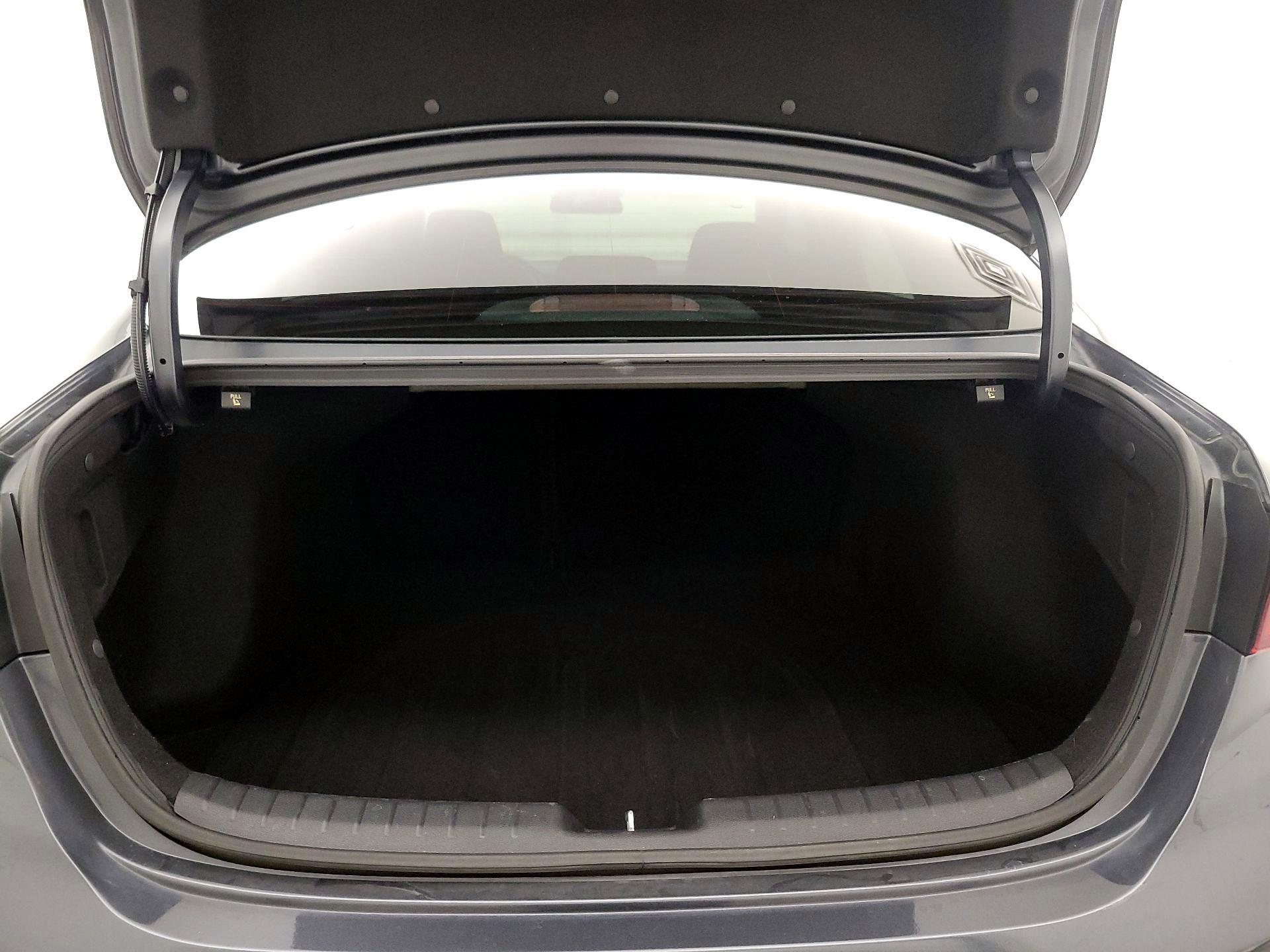 Thumbnail: 2020 Kia Forte - 20