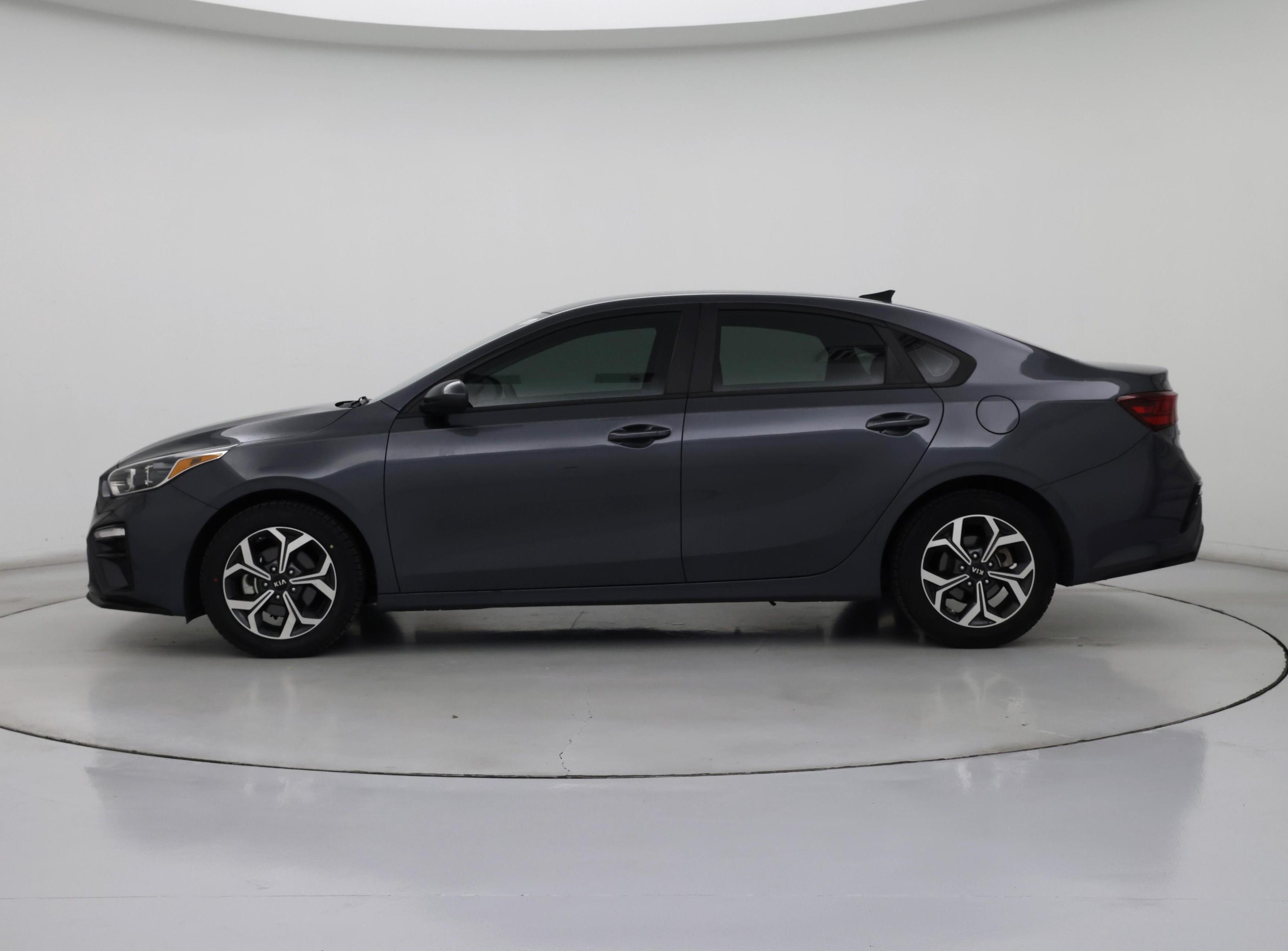 Thumbnail: 2020 Kia Forte - 3