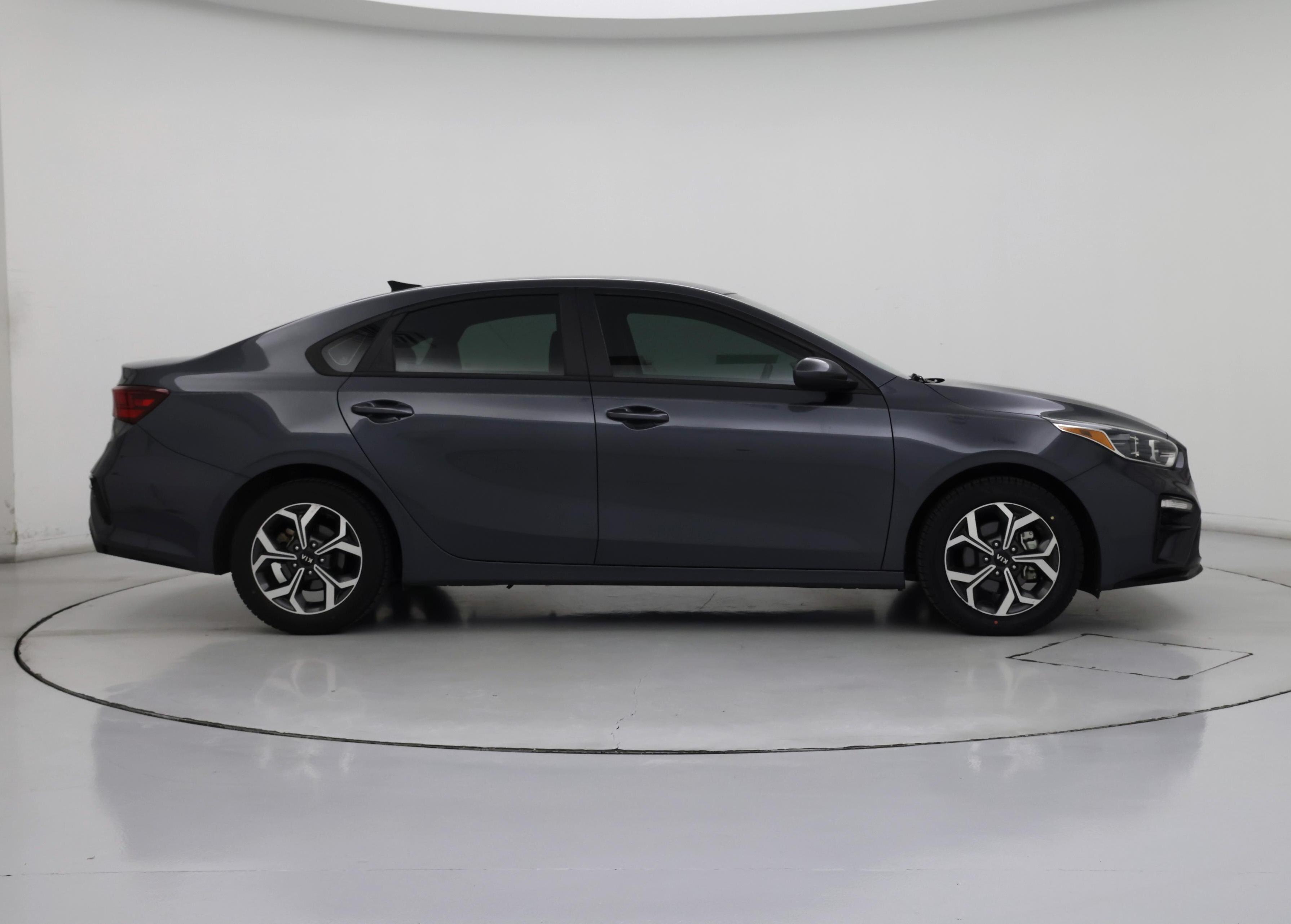Thumbnail: 2020 Kia Forte - 7
