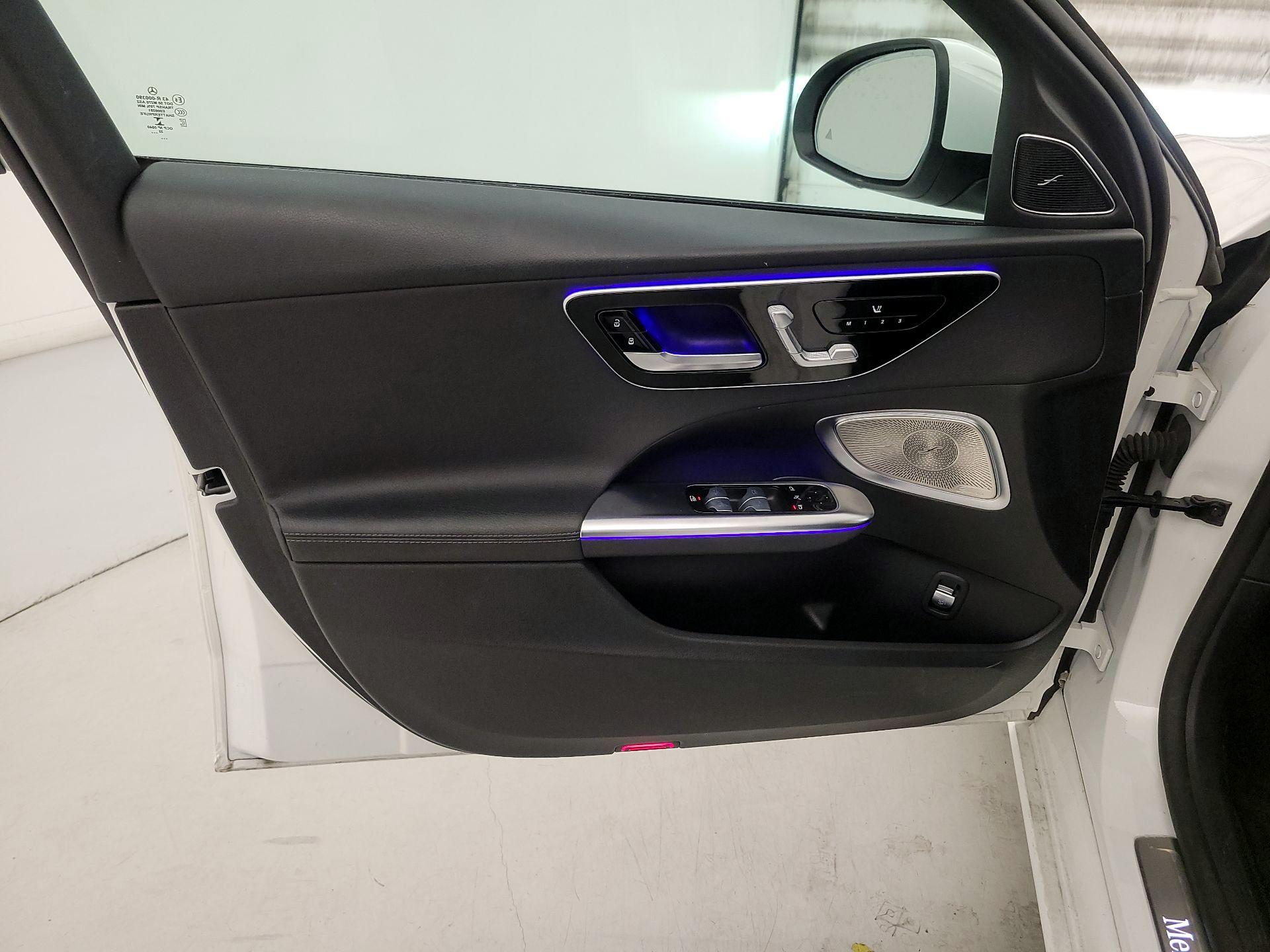 Thumbnail: 2023 Mercedes-Benz C-Class - 12