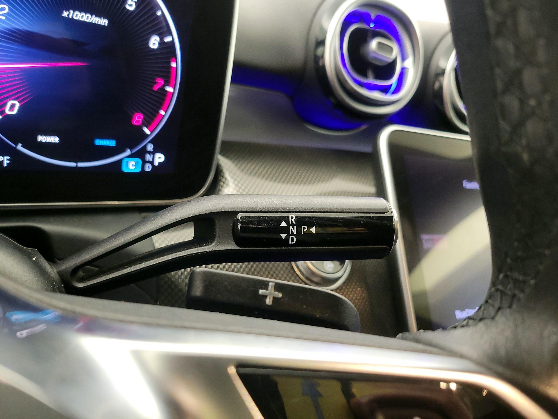 Thumbnail: 2023 Mercedes-Benz C-Class - 17