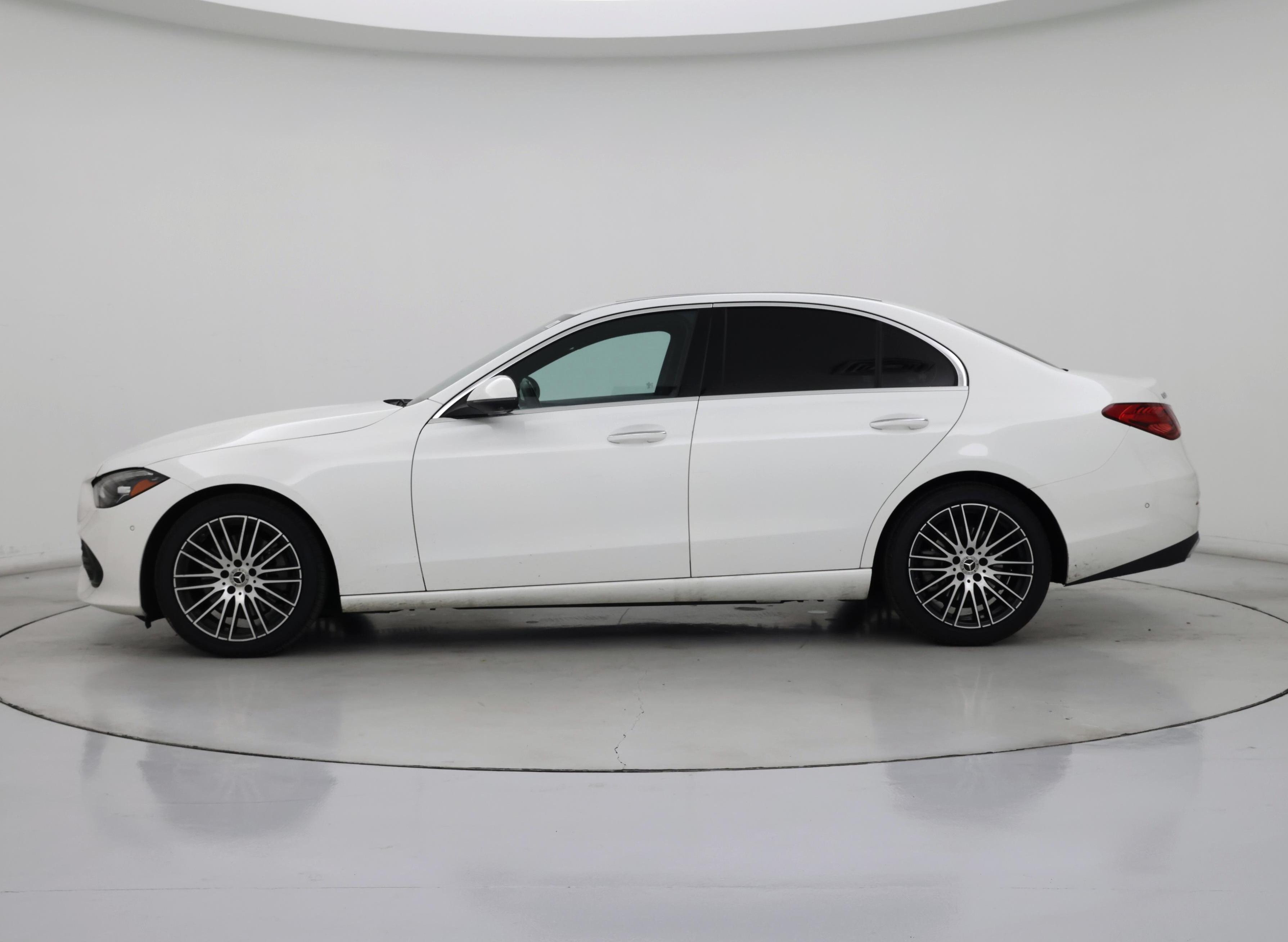 Thumbnail: 2023 Mercedes-Benz C-Class - 3