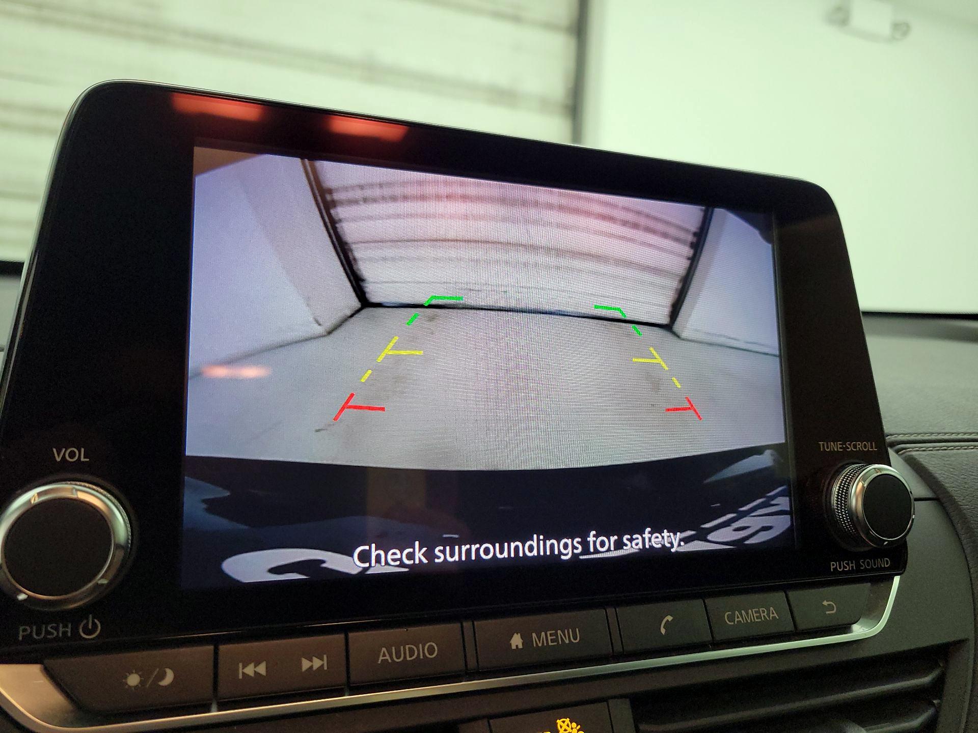 Thumbnail: 2019 Nissan Altima - 14