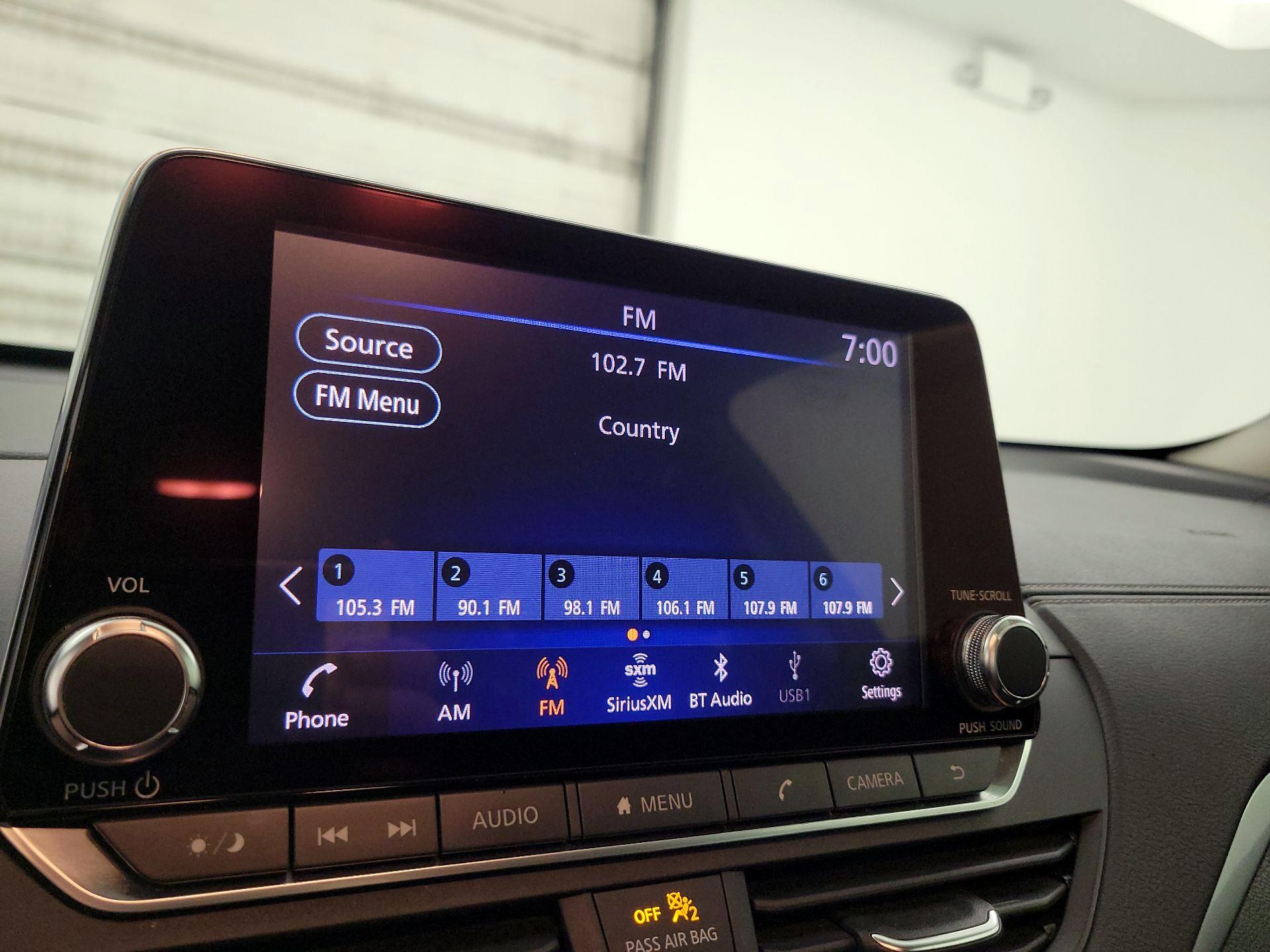 Thumbnail: 2019 Nissan Altima - 15