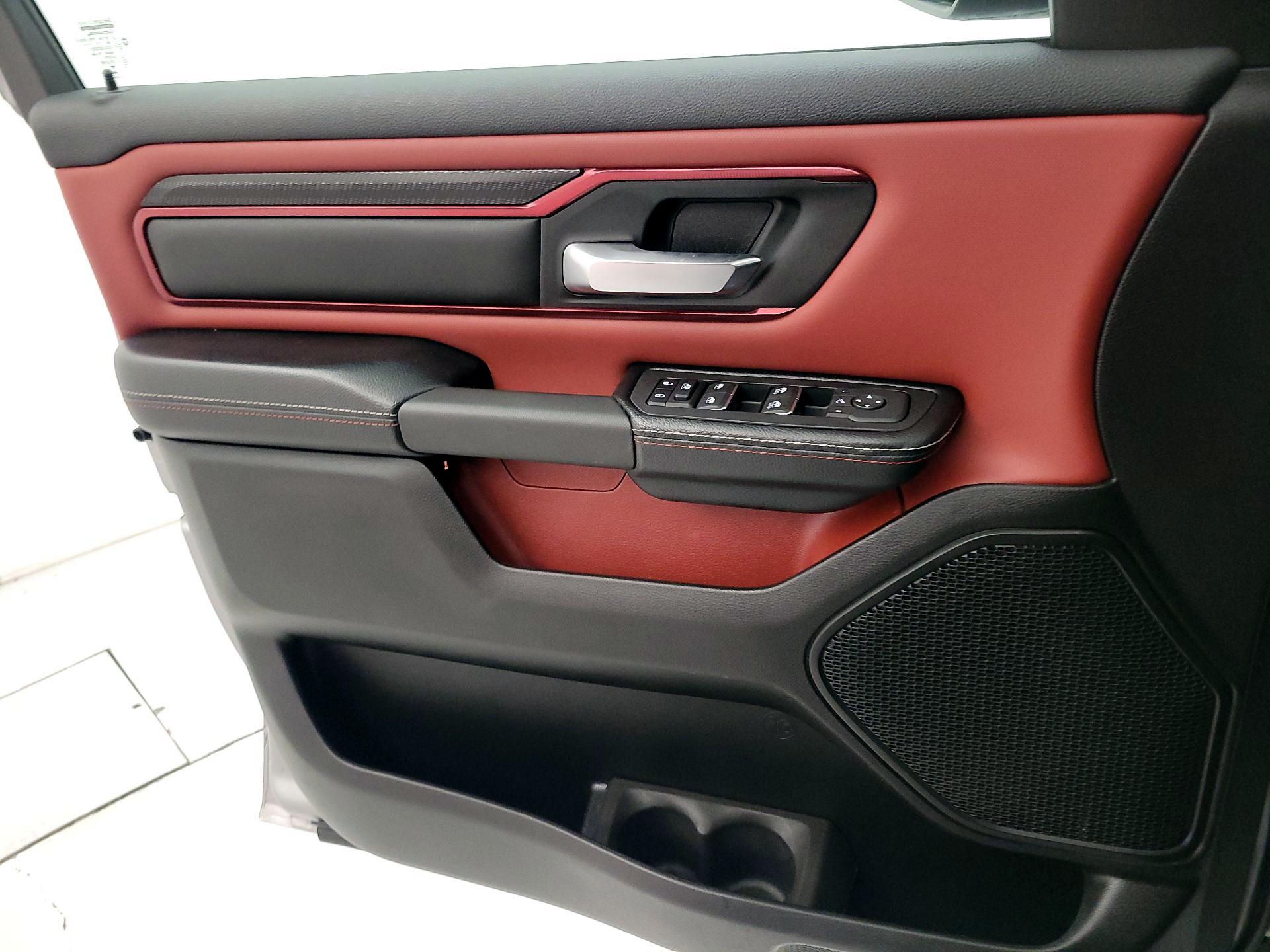 Thumbnail: 2025 RAM 1500 - 12