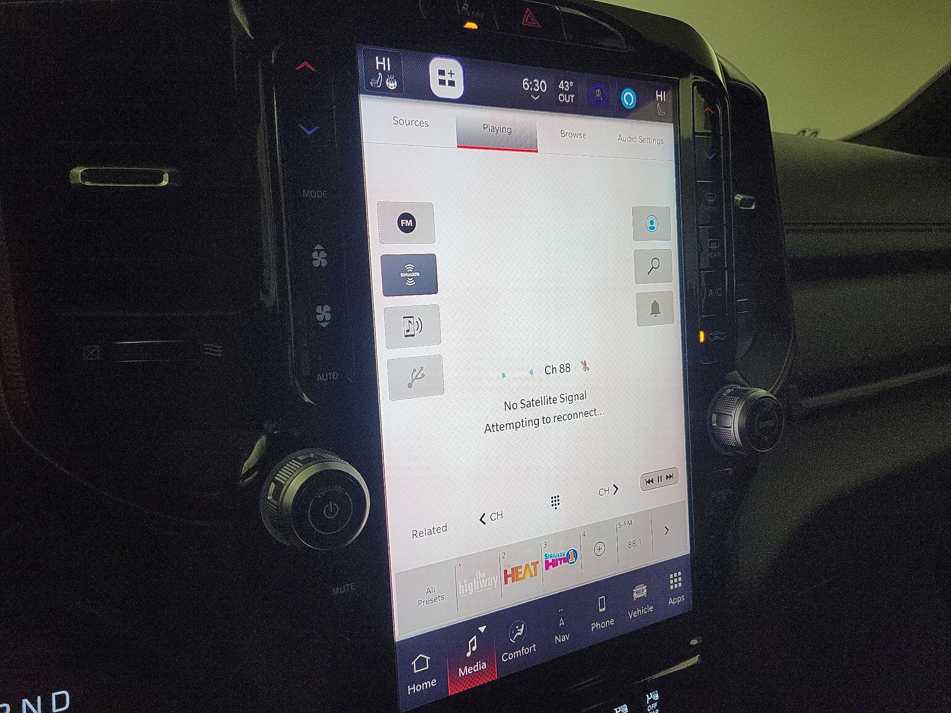 Thumbnail: 2025 RAM 1500 - 16