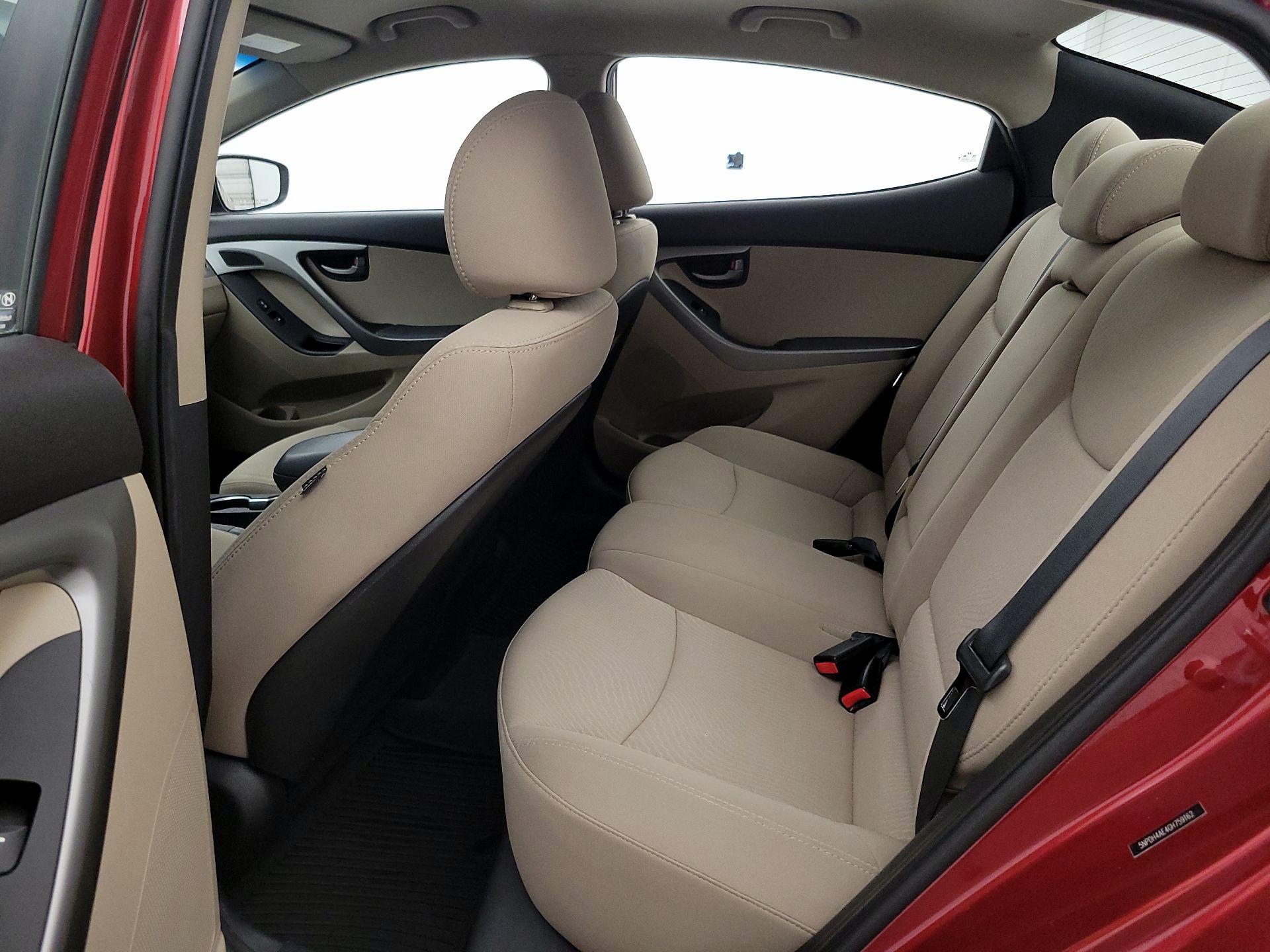 Thumbnail: 2016 Hyundai Elantra - 18