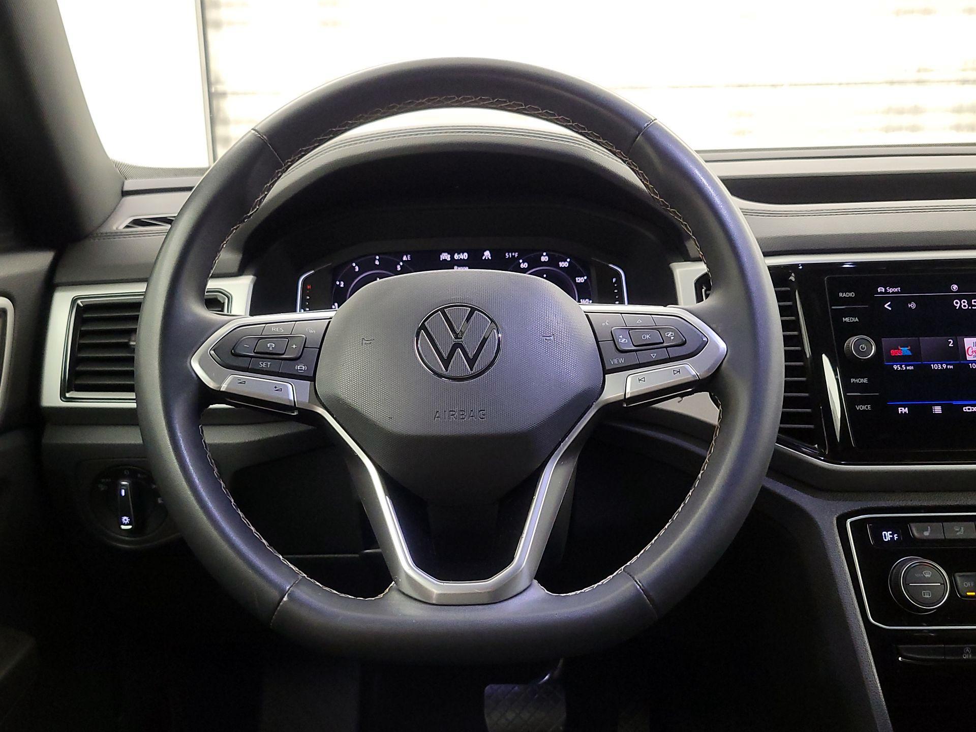 Thumbnail: 2022 Volkswagen Atlas - 10